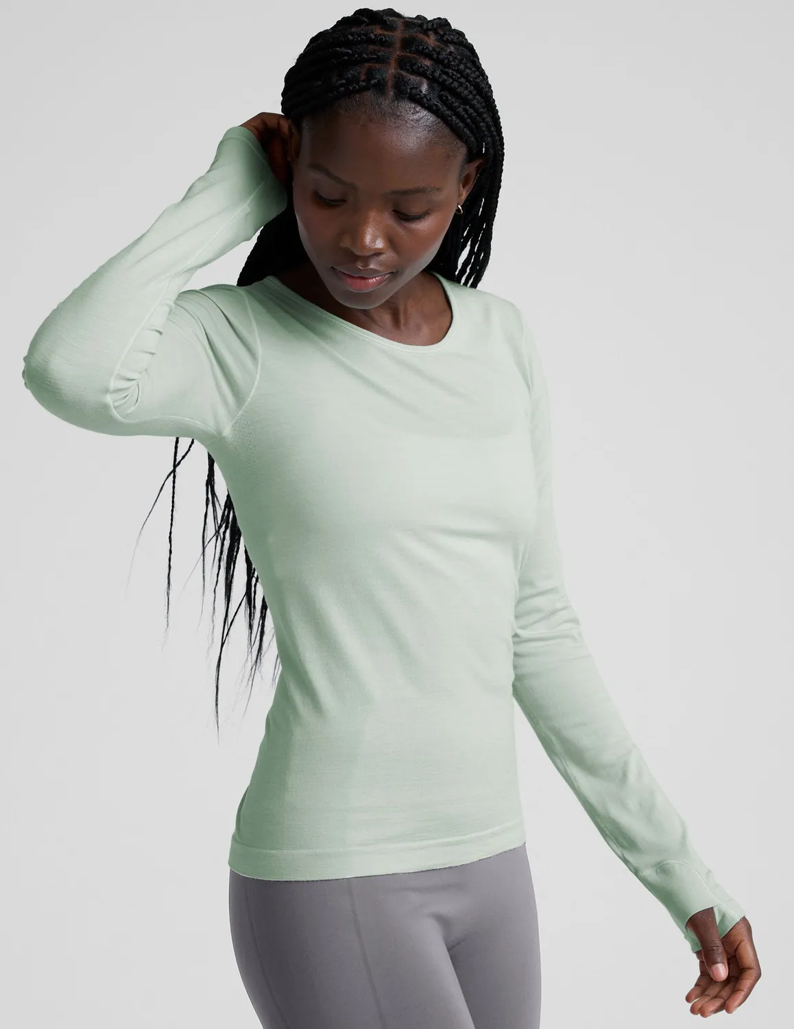 Beyond Yoga LuxeKnit Merino Wool Crewneck ulltröja Mist Spray med tumhål