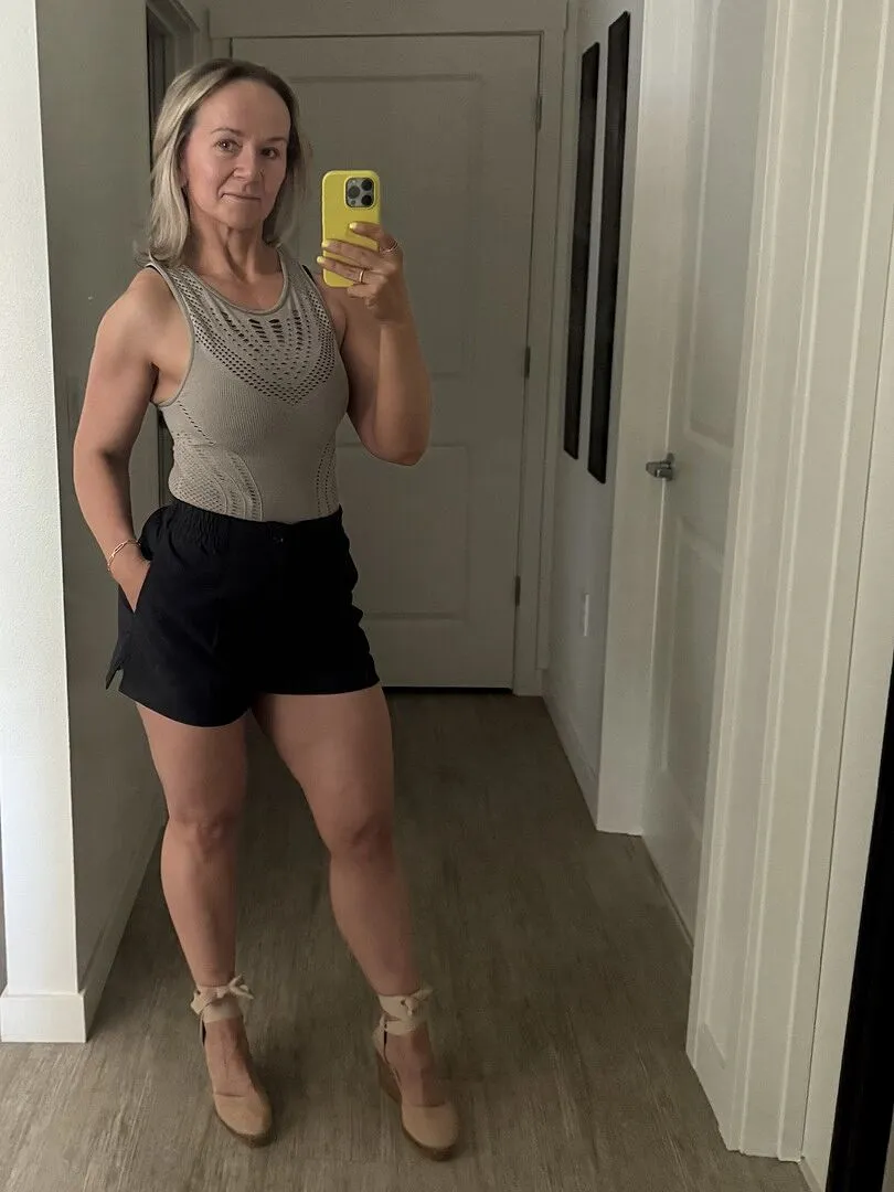 Beyond Yoga Status shorts Khaki skäddarsydd stretch