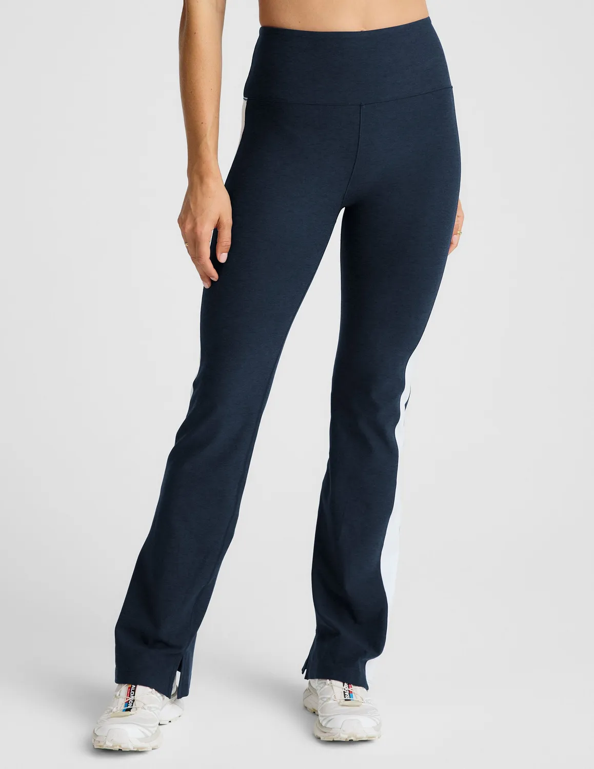 Beyond Yoga Spacedye Gemini Colorblock Side Slit Pant byxor blå bootcut