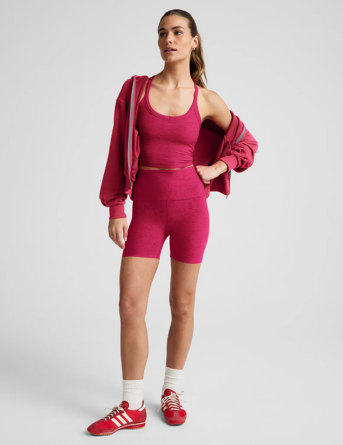 Beyond Yoga Spacedye On The Up Cropped Tank linne Berry Red Heather mjukt