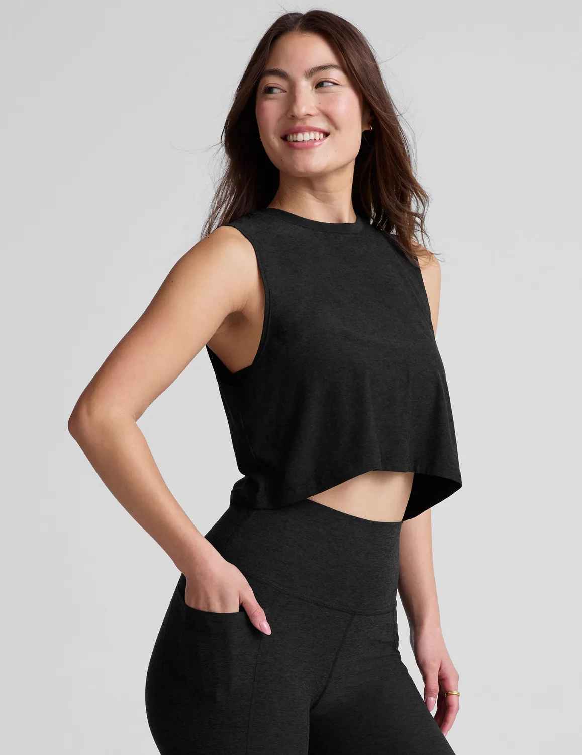 Beyond Yoga Featherweight Minimal Cropped Tank linne Darkest Night