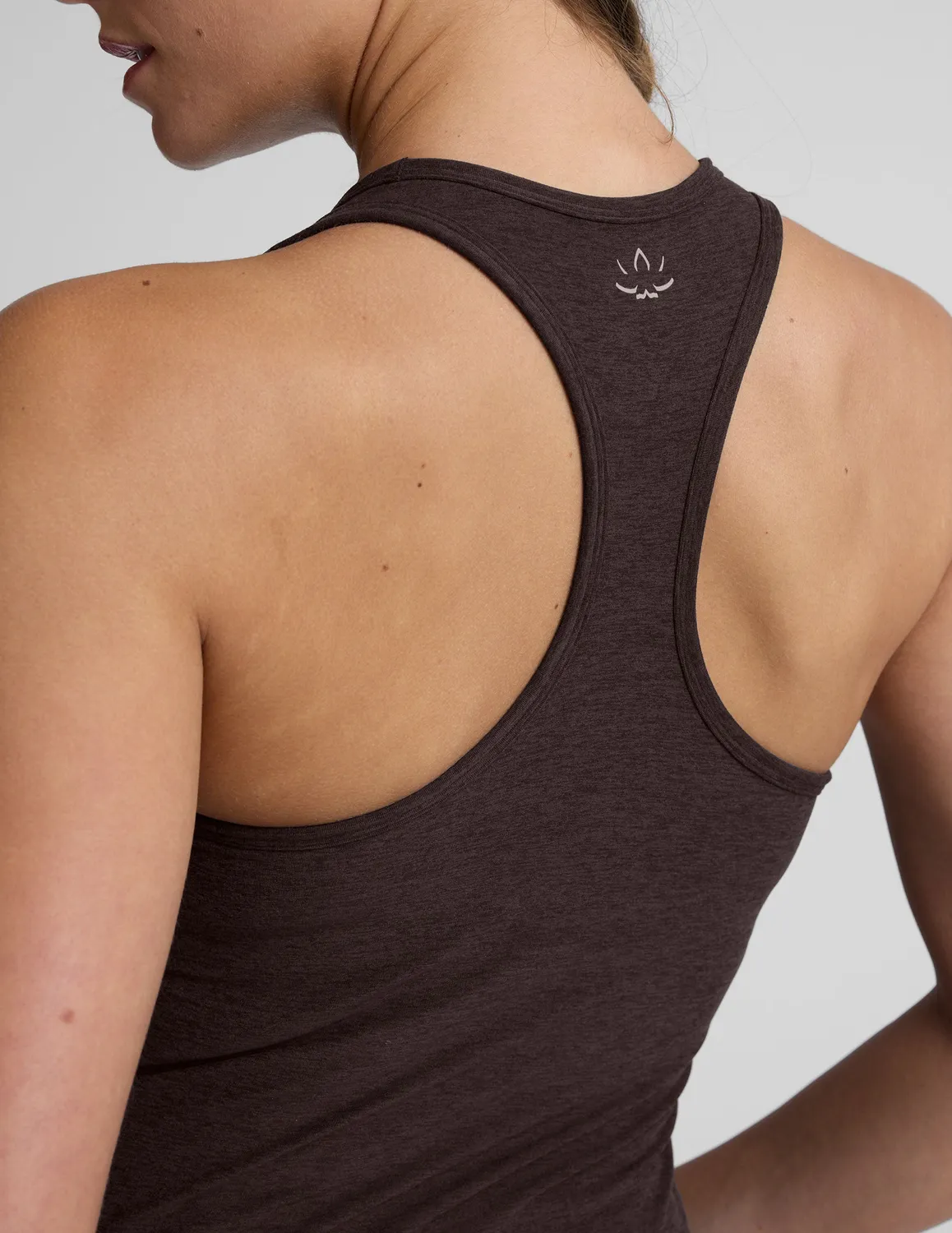 Beyond Yoga Spacedye Step Up Racerback träningslinne Dark Chocolate