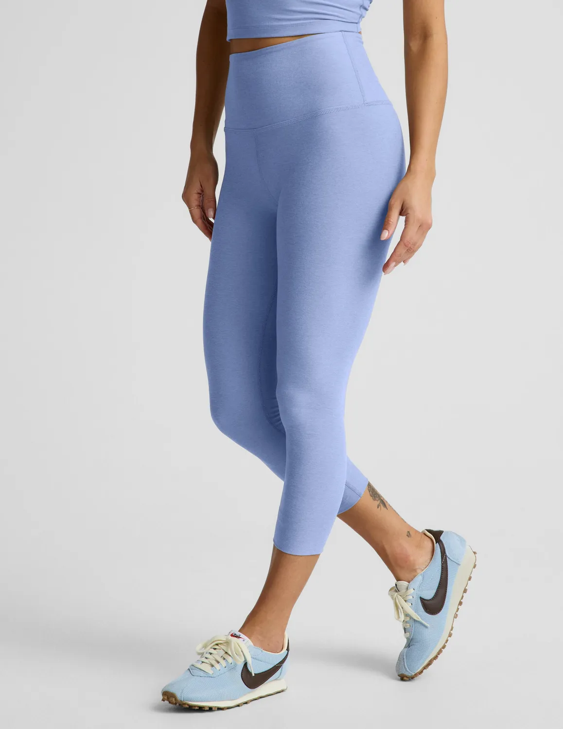 Beyond Yoga Spacedye Walk And Talk caprileggings Pastel Periwinkle hög midja
