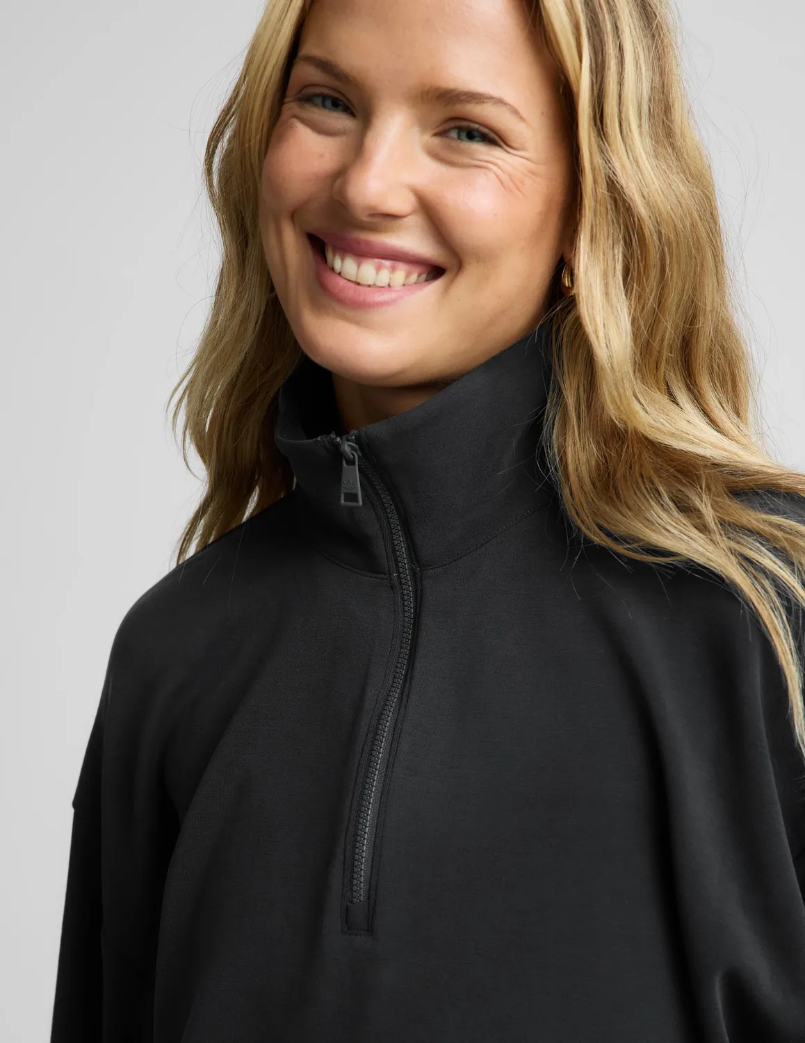 Beyond Yoga Luxe Sandwash Half Zip sweatshirt Dark Charcoal mjuk