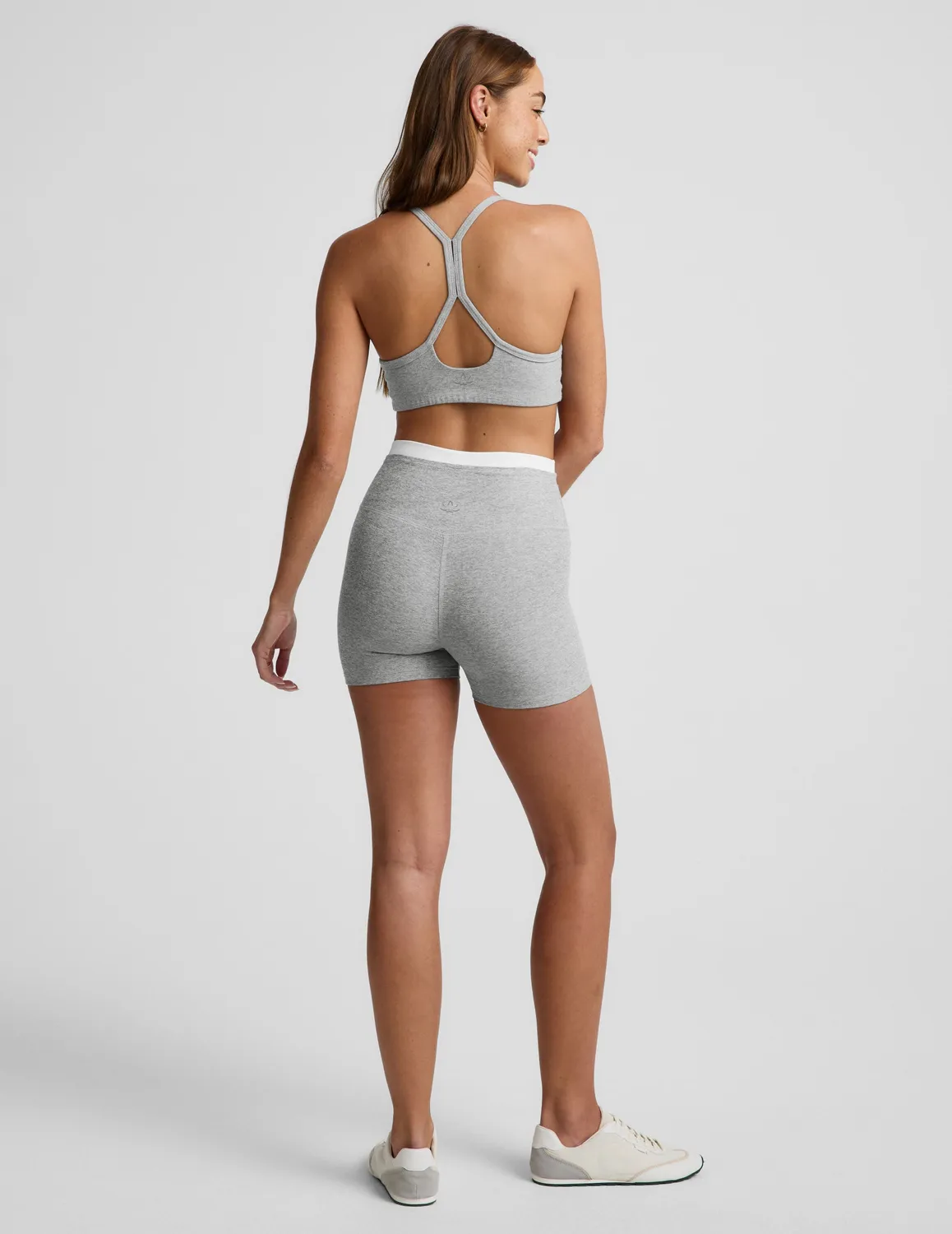 Beyond Yoga Spacedye Layered 3" Shorts Silver Mist dubbel midja