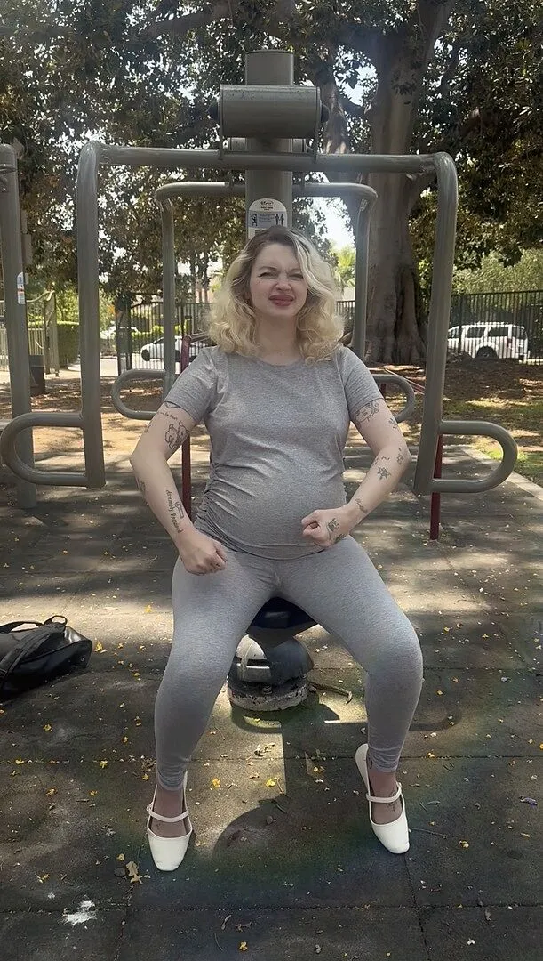 Beyond Yoga Featherweight One & Only Maternity Tee grå lång