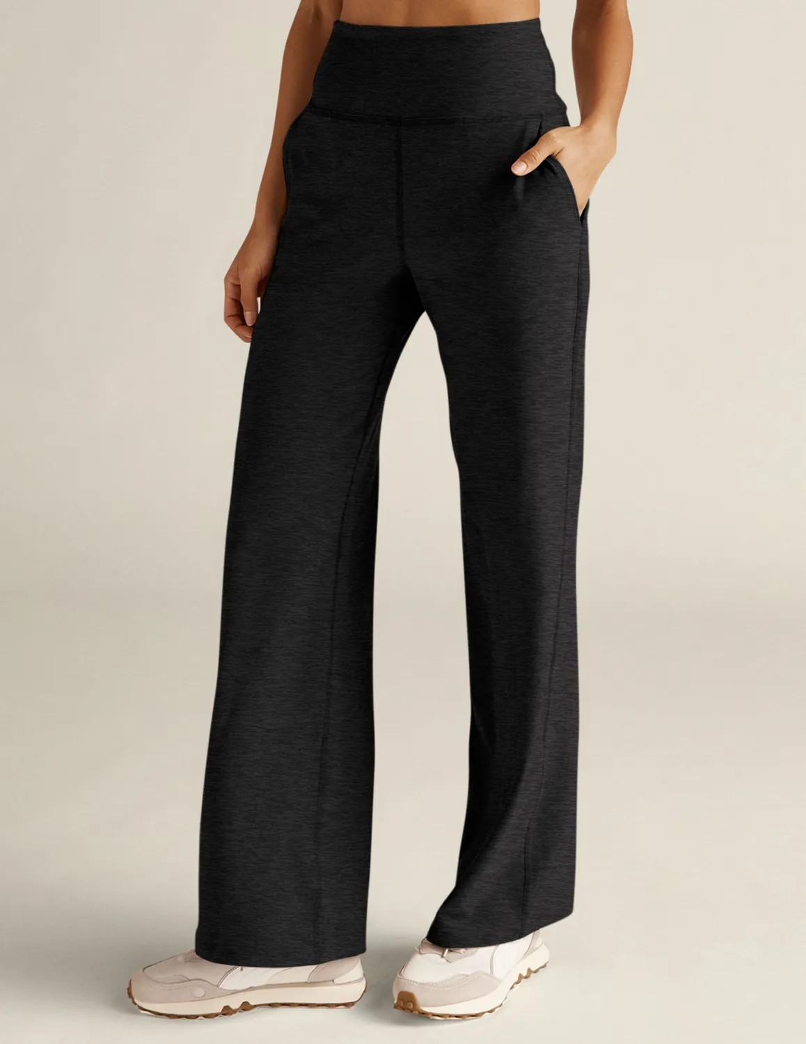 Beyond Yoga Spacedye Laid Back Wide Leg byxor 31" Darkest Night vida