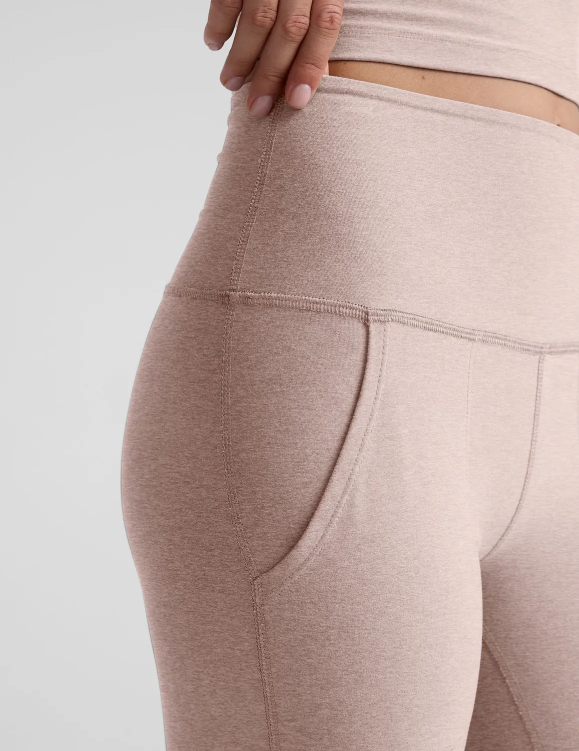 Beyond Yoga Spacedye High Waisted Practice Pocket Bootcut 31" beige