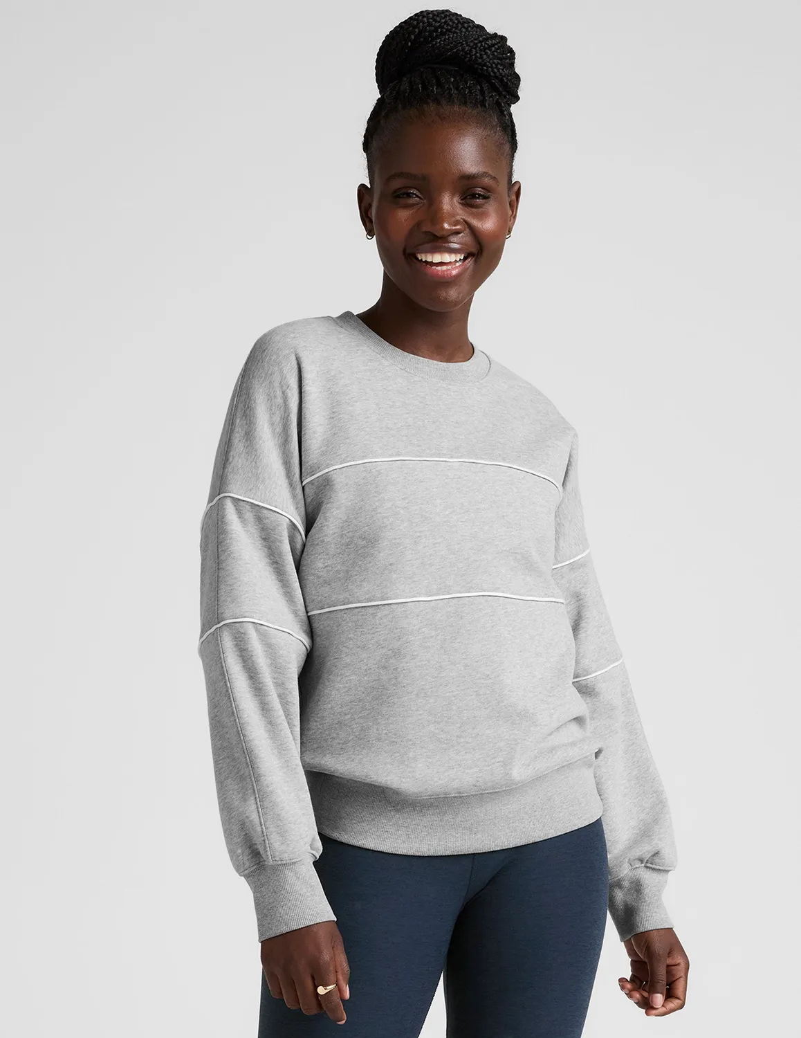 Beyond Yoga LuxeFleece Piper Boxy sweatshirt Ljusgrå oversize