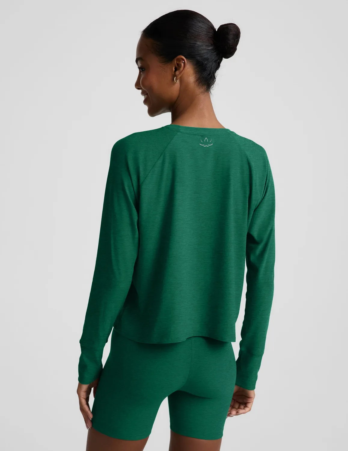 Beyond Yoga Featherweight Daydreamer Pullover träningströja Legacy Pine lätt