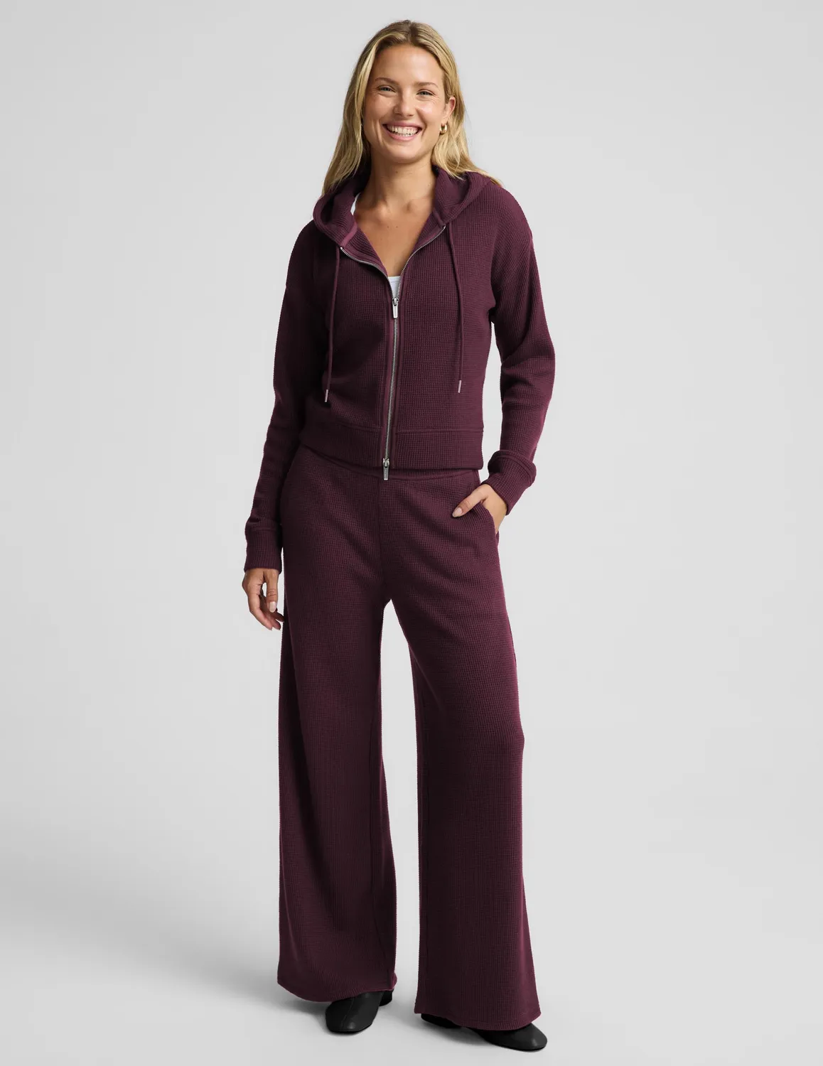 Beyond Yoga Rest Day Waffle Hooded Jacket luvjacka cabernet
