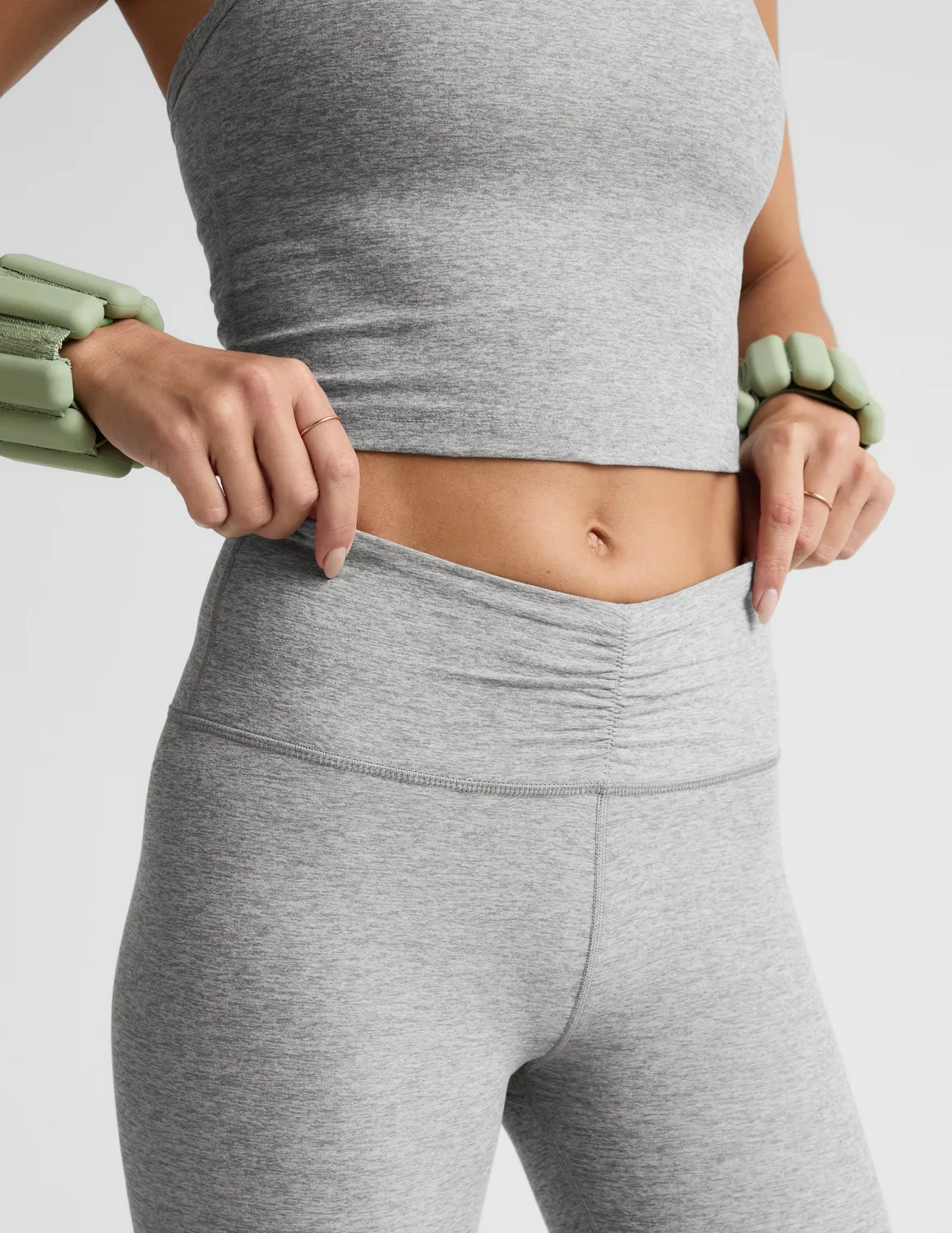 Beyond Yoga Spacedye Centered Midi Legging träningstights Silver Mist