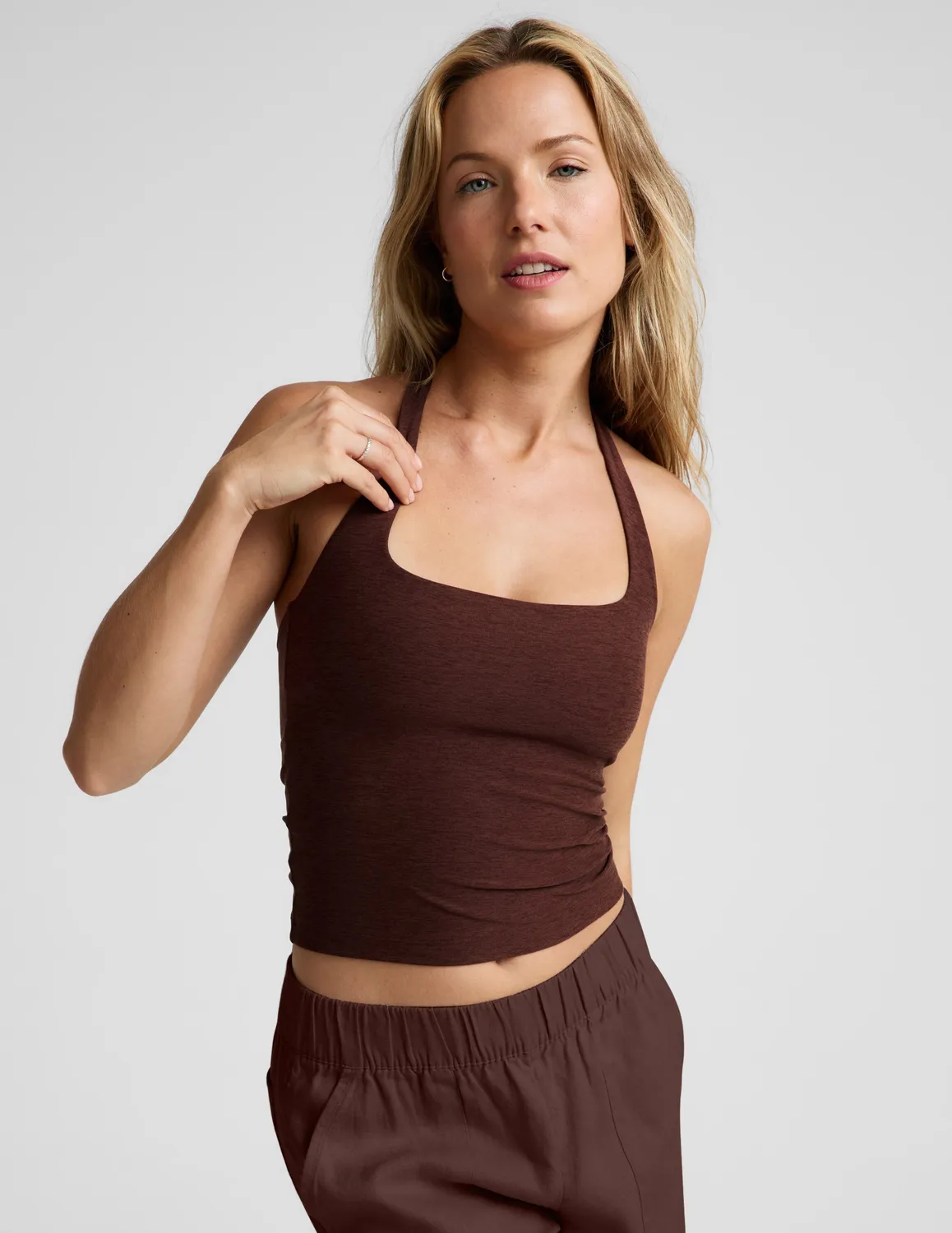 Beyond Yoga Spacedye Square Halter Tank linne beige melerad med bh