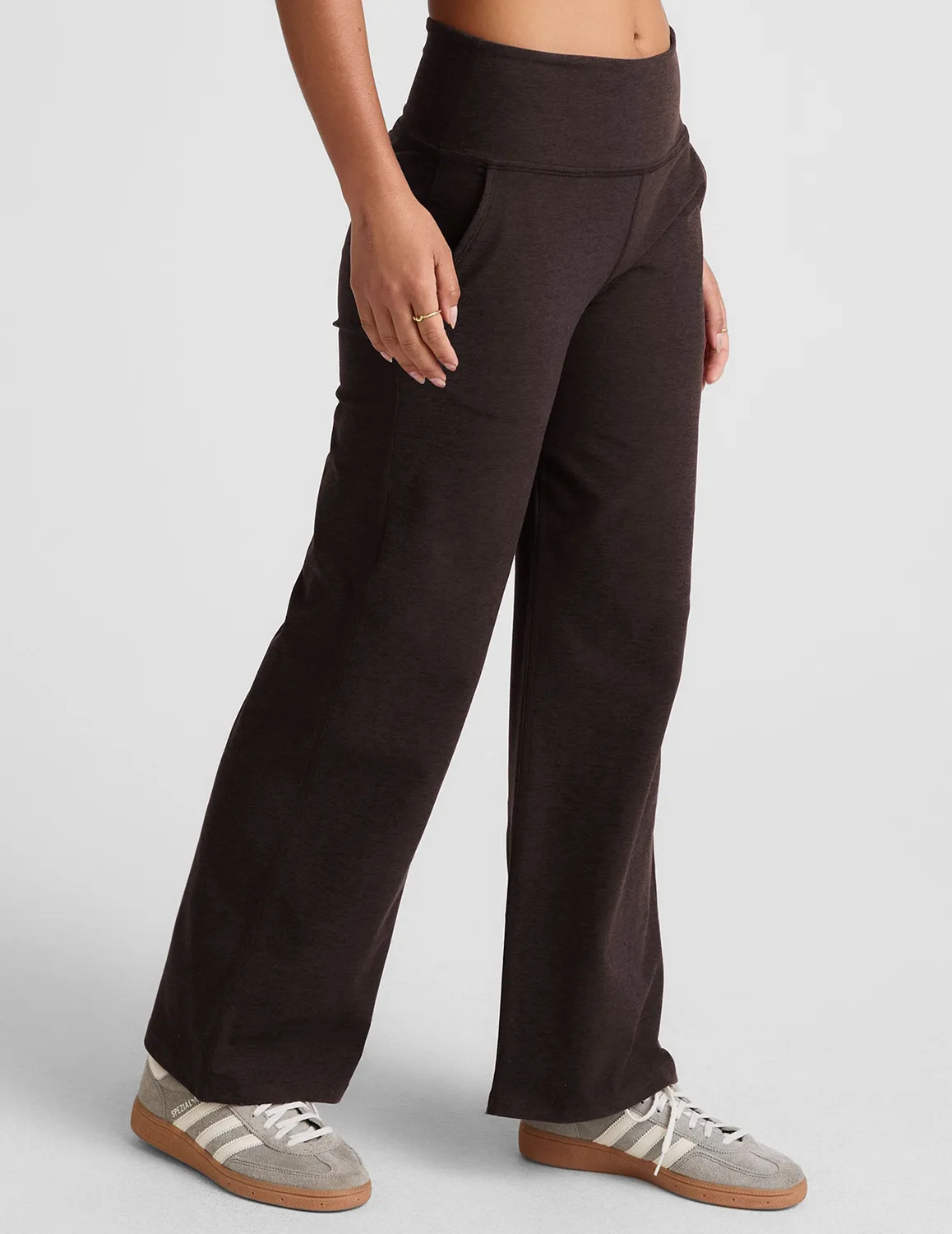 Beyond Yoga Spacedye Laid Back Wide Leg Pant 31 byxor Dark Chocolate