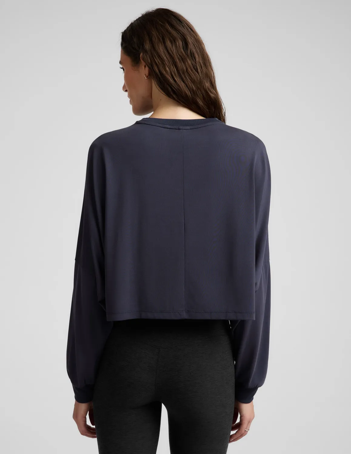 Beyond Yoga Studio Luxe Cropped träningströja marinblå relaxed