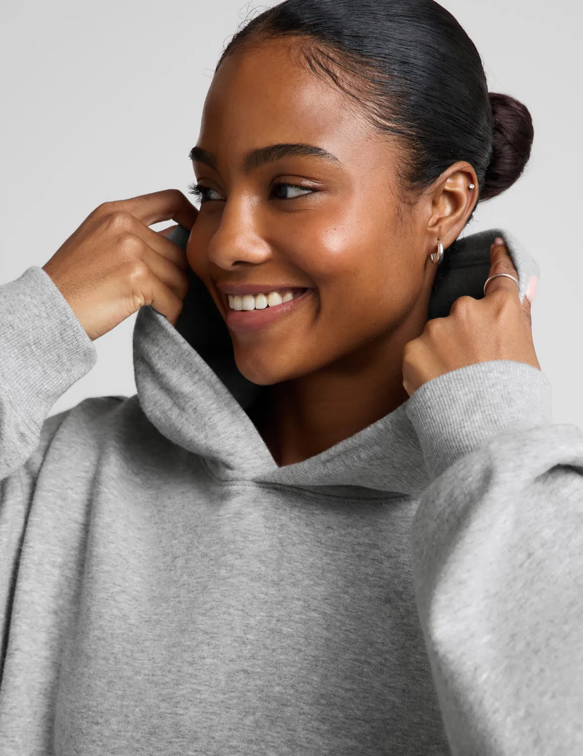 Beyond Yoga LuxeFleece 2.0 Hoodie hoodtröja Heather Gray bomull
