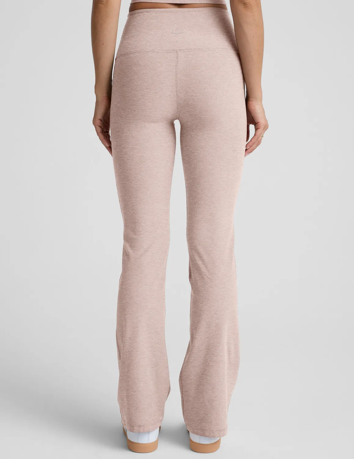 Beyond Yoga Spacedye High Waisted Practice Pocket Bootcut 31" beige