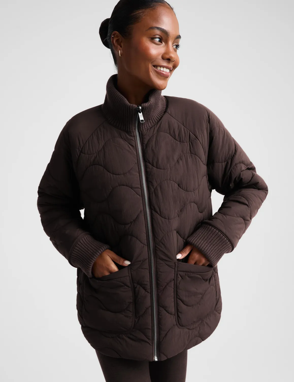 Beyond Yoga Roam Quilted Vändbar Jacka Dark Chocolate vändbar