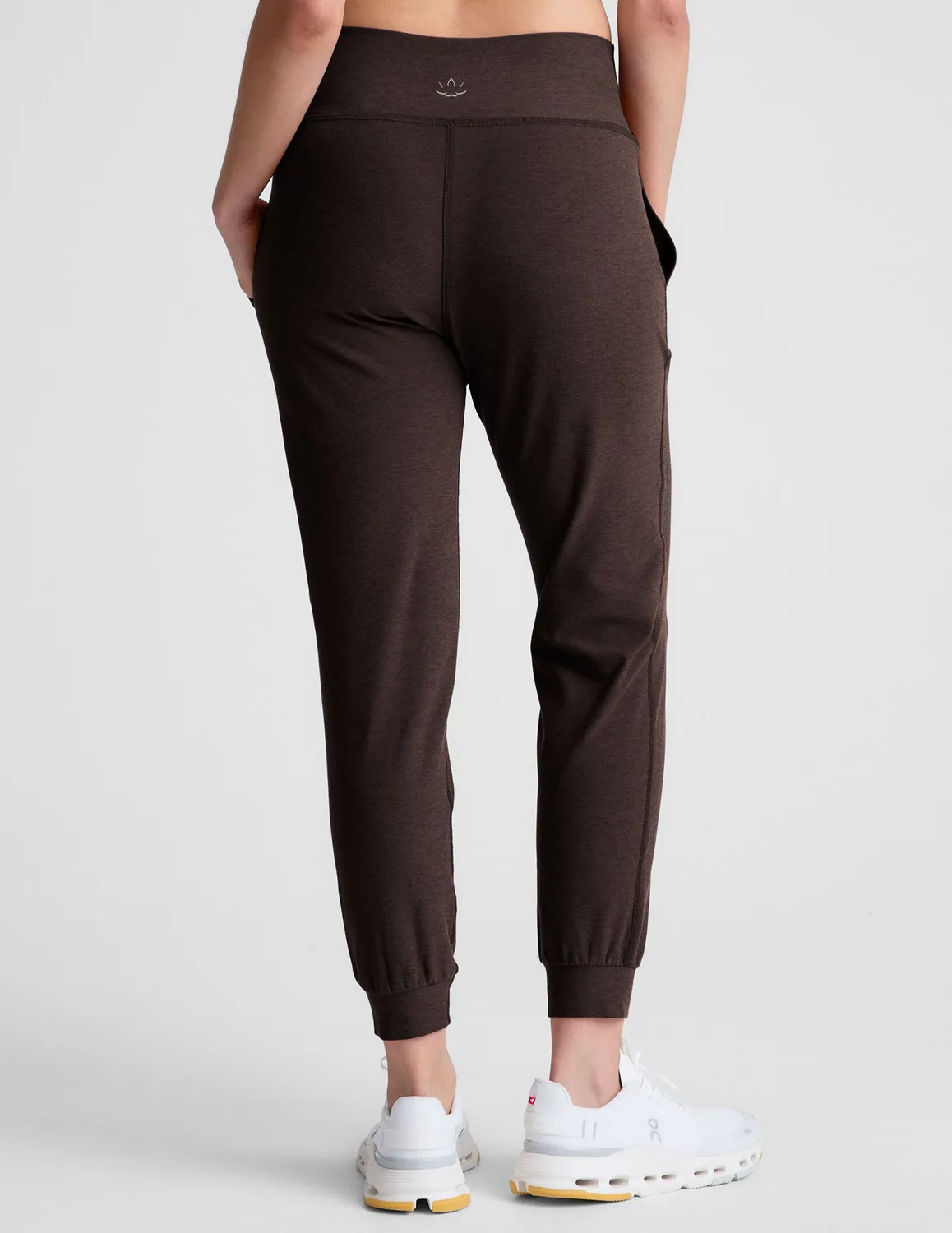 Beyond Yoga Spacedye Midi Jogger mjukisbyxor Dark Chocolate mjuk