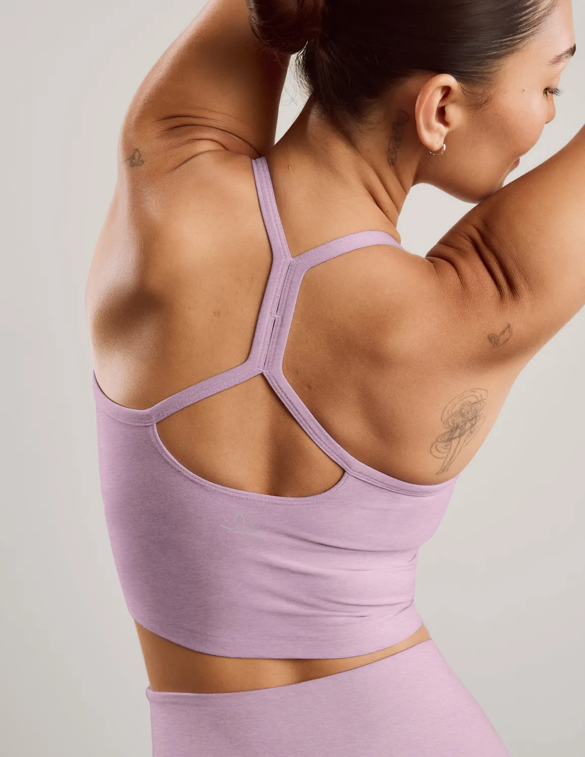 Beyond Yoga Spacedye Slim Racerback Cropped Tank topp Lavender Cream Heather med bh