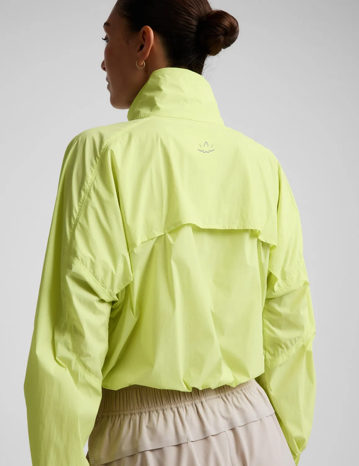 Beyond Yoga Places To Go Half Zip jacka lime UPF 50+