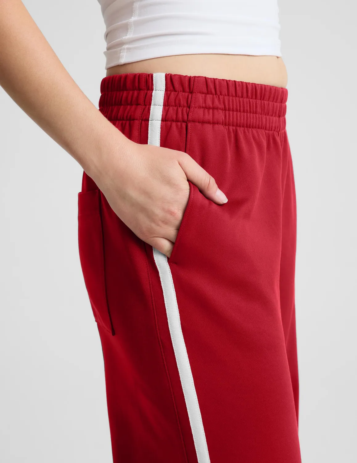 Beyond Yoga That Tracks träningsbyxor 29" Scarlet Red fickor
