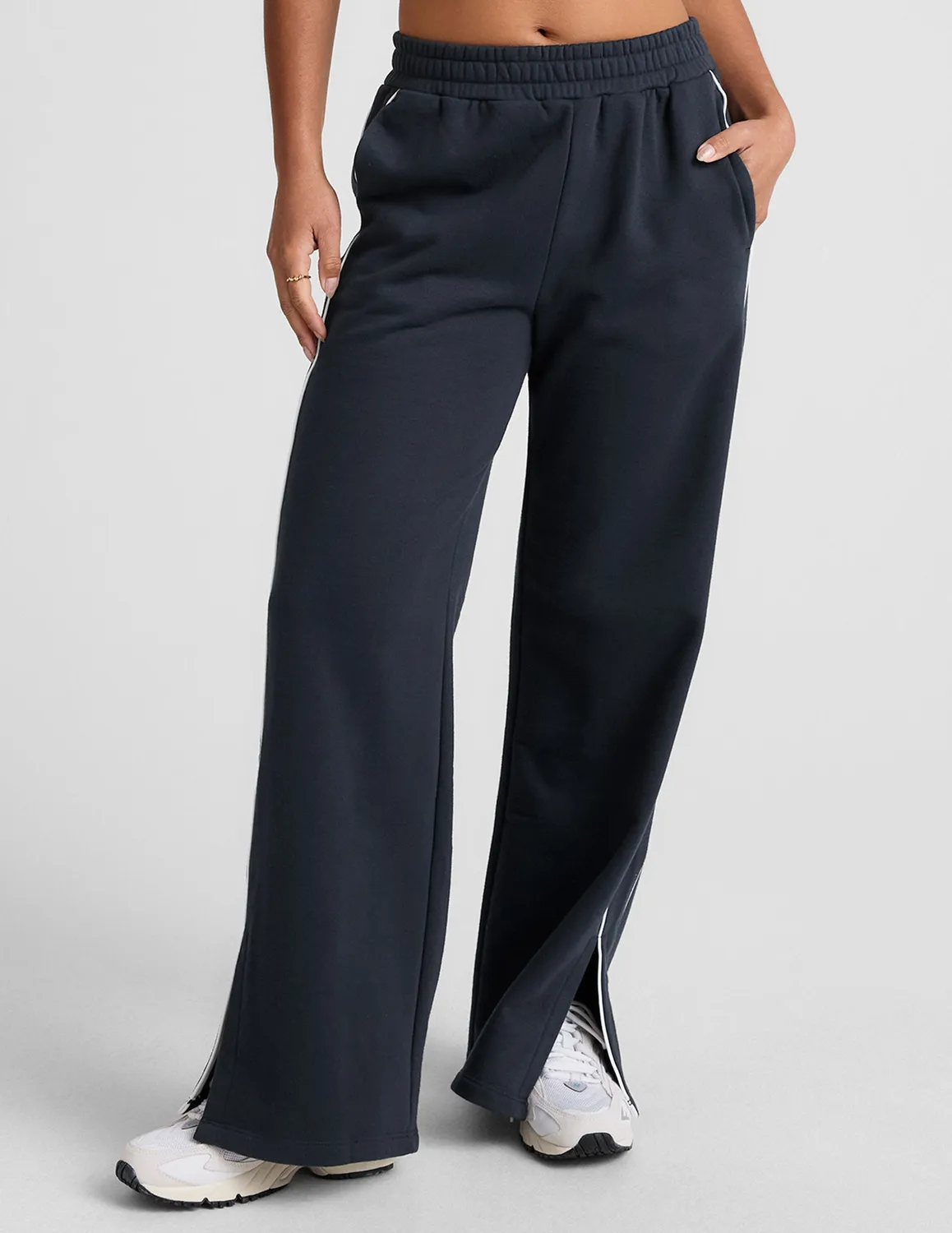 Beyond Yoga LuxeFleece Piper Wide Leg mjukisbyxor Navy