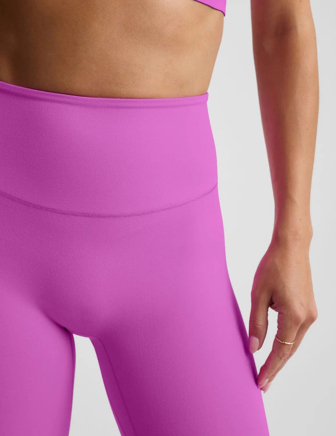 Beyond Yoga Glowzone High Waisted Midi Leggings Electric Fuchsia rosa