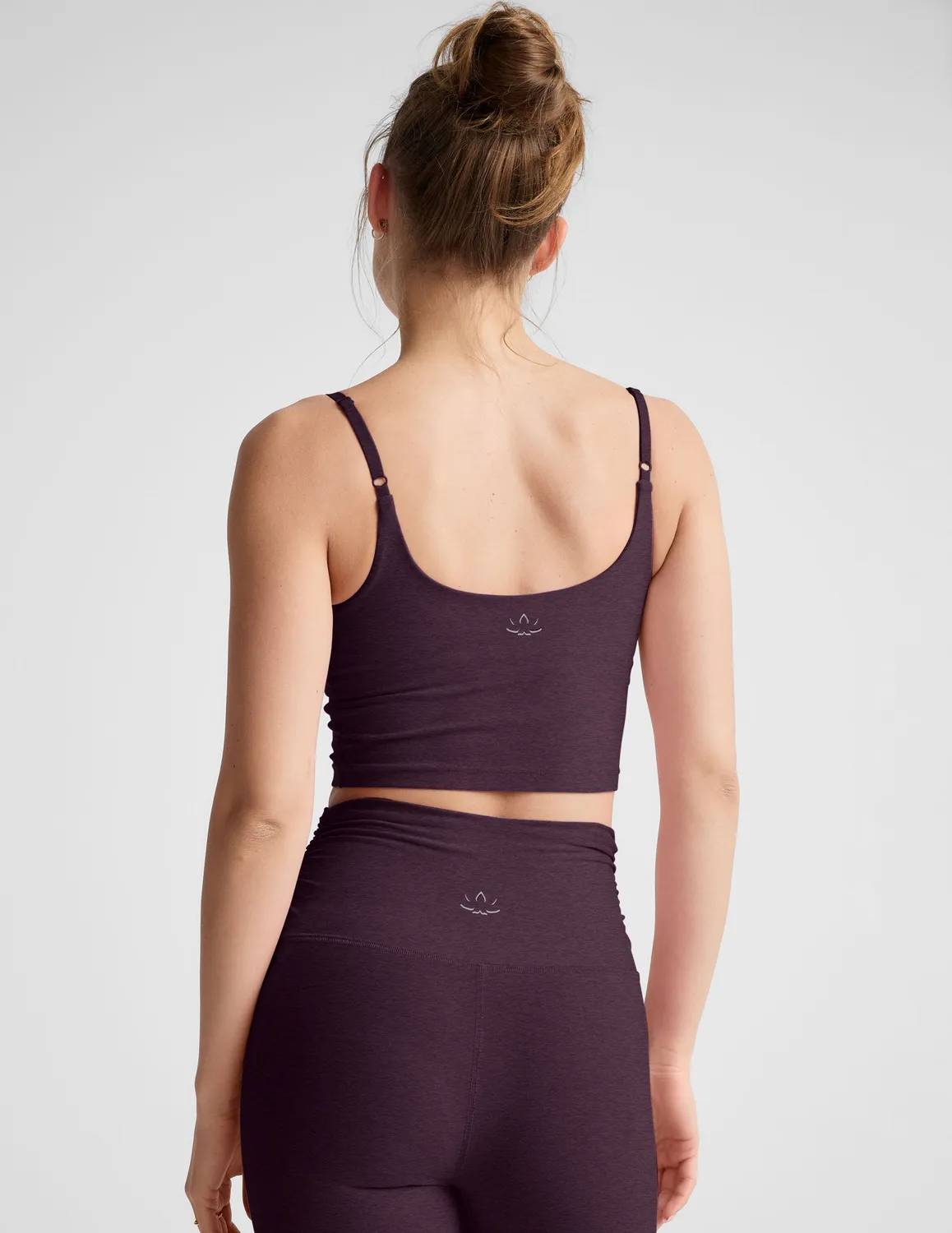 Beyond Yoga Spacedye Raise The Barre linne Eggplant Purple med inbyggd bh
