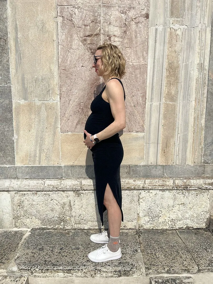 Beyond Yoga Spacedye Icon Maternity Dress gravidklänning beige