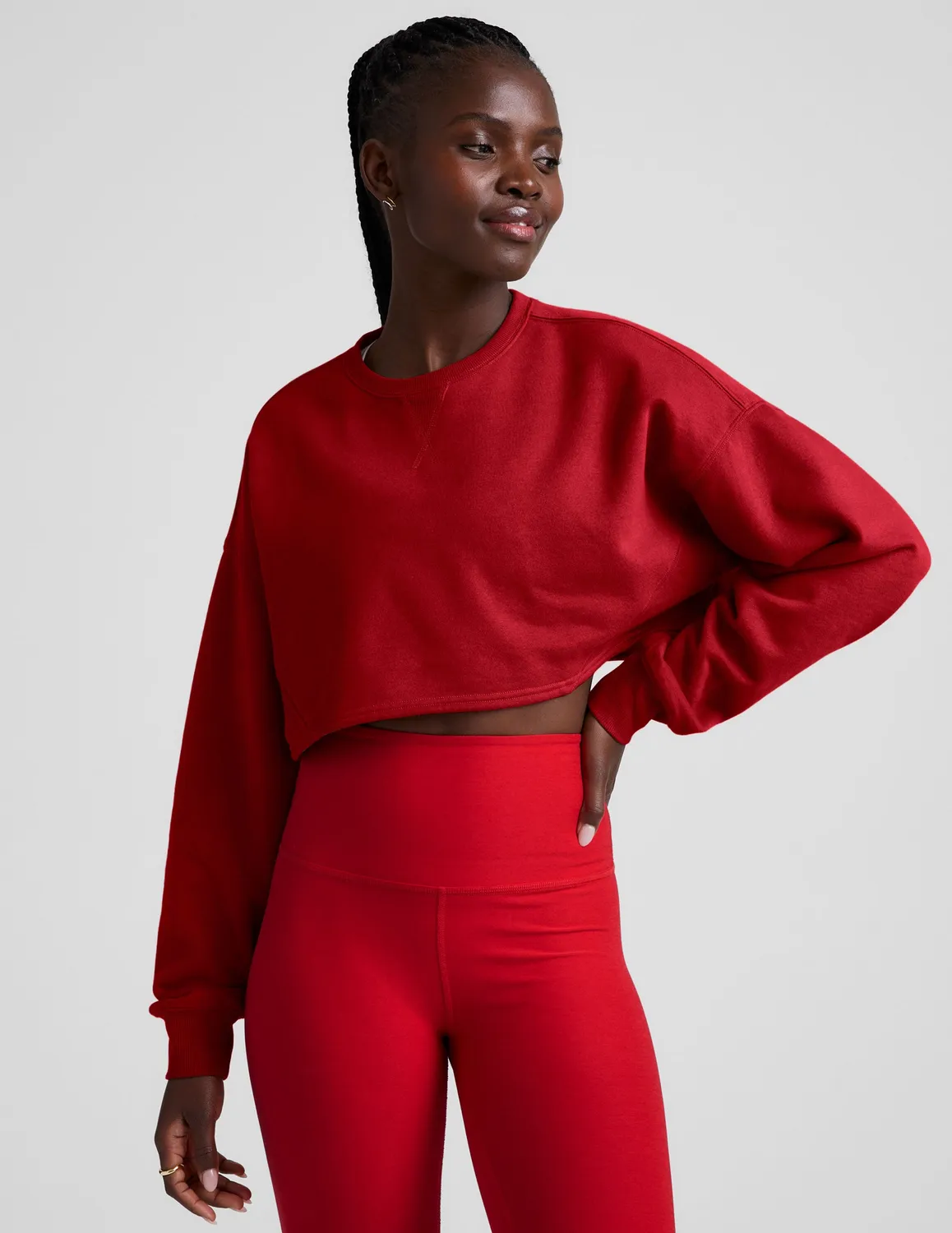Beyond Yoga LuxeFleece Cropped sweatshirt Holly Red röd
