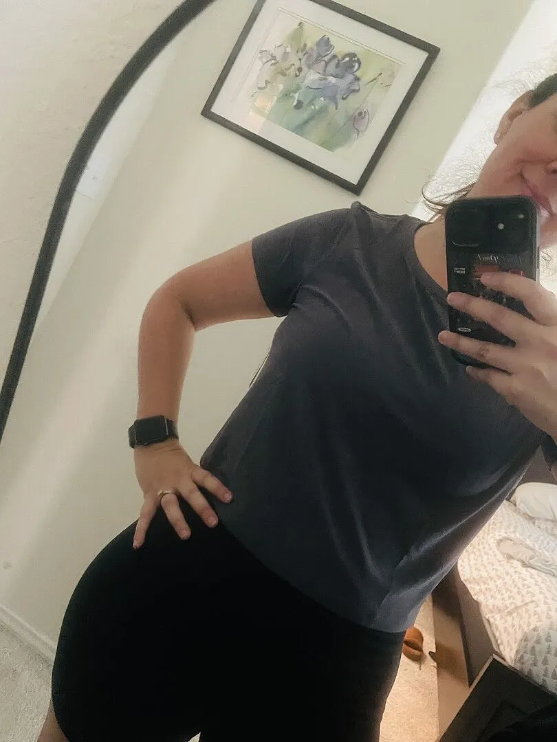Beyond Yoga Featherweight Supreme Cropped topp True Gray Heather lätt