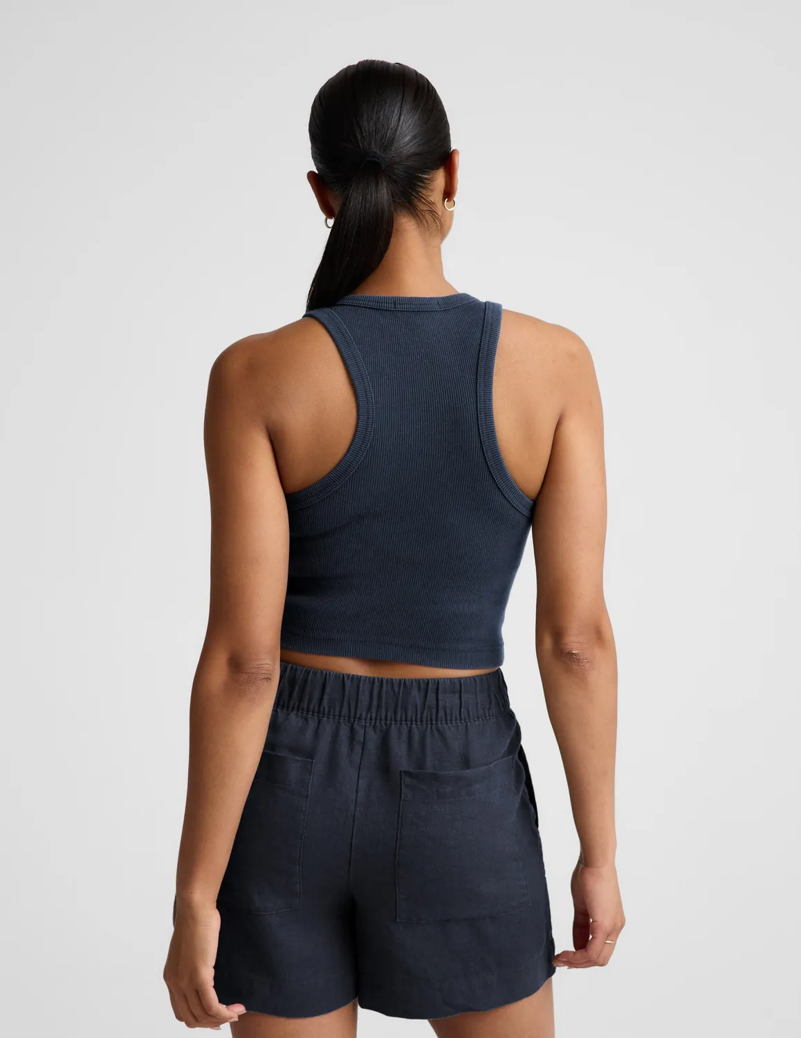 Beyond Yoga On Repeat Rib High Neck Cropped Tank linne Nocturnal Navy bomull