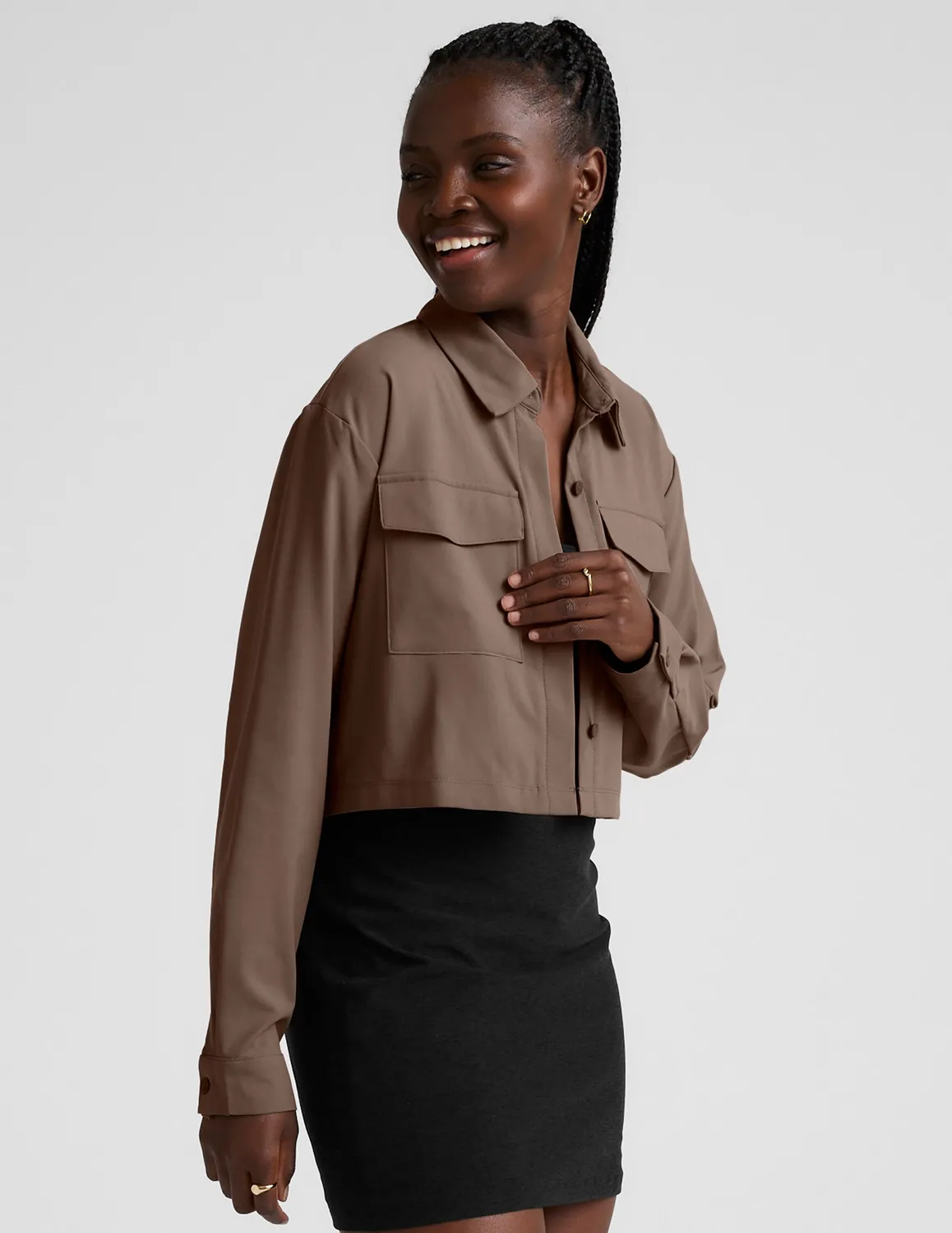 Beyond Yoga Midtown Cropped jacka khaki lös passform