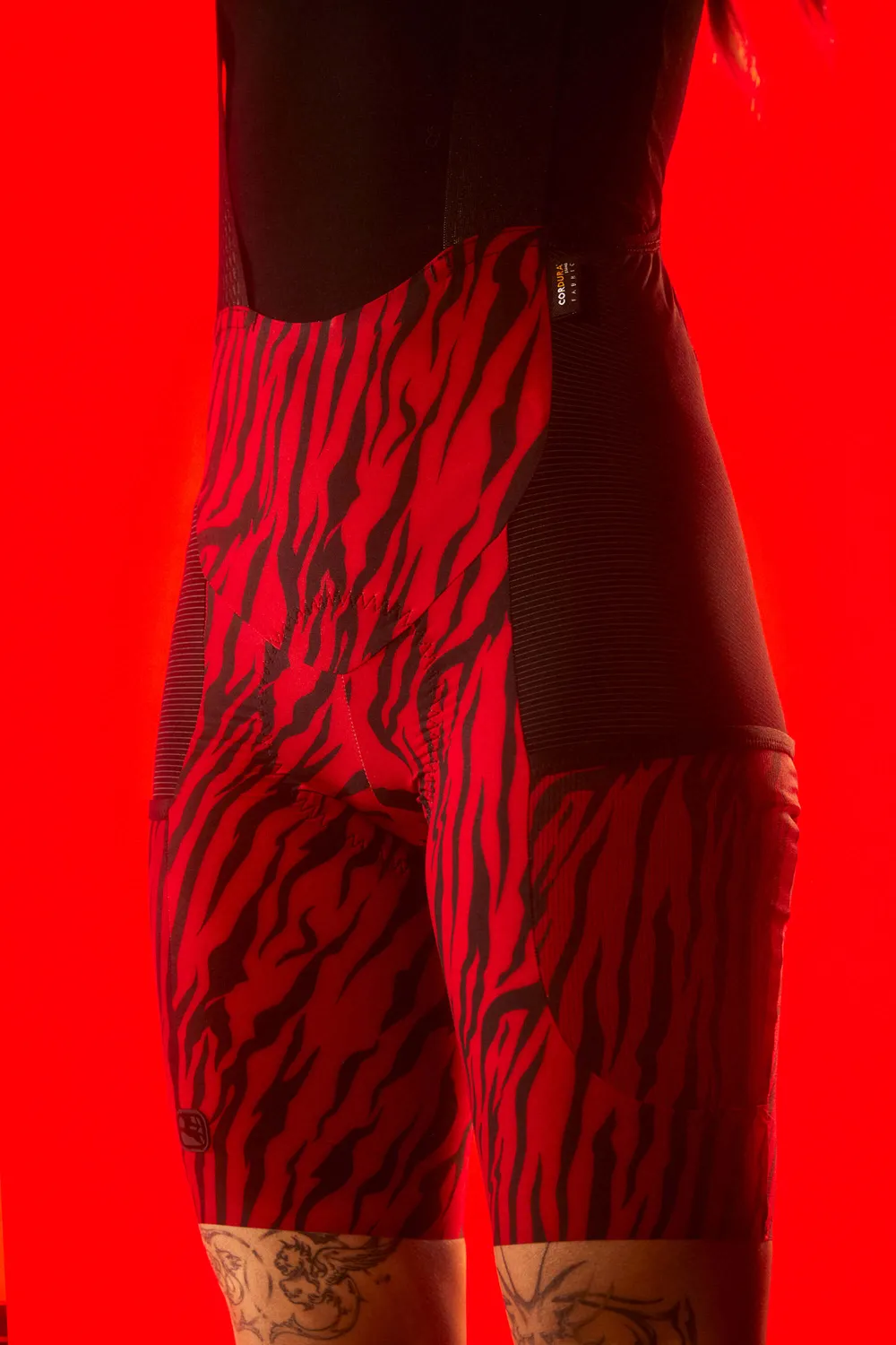 Giordana Beyond Tiger Gravel bibshorts dam röd cargo