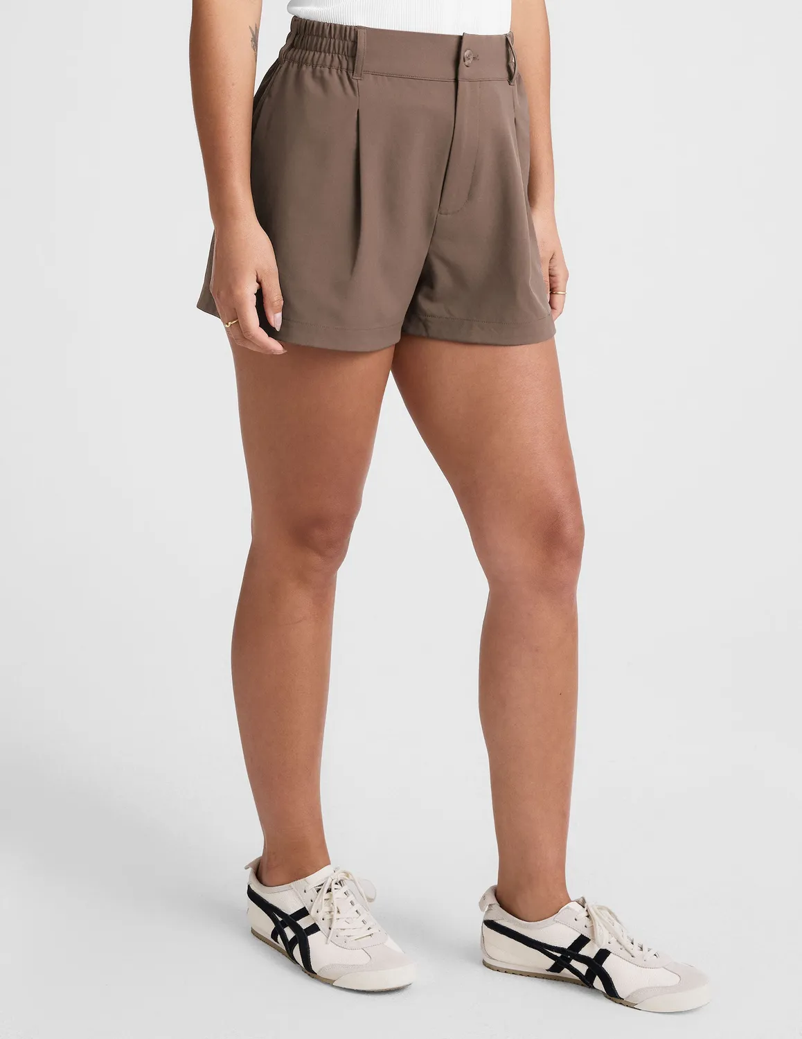 Beyond Yoga Status shorts Khaki skäddarsydd stretch