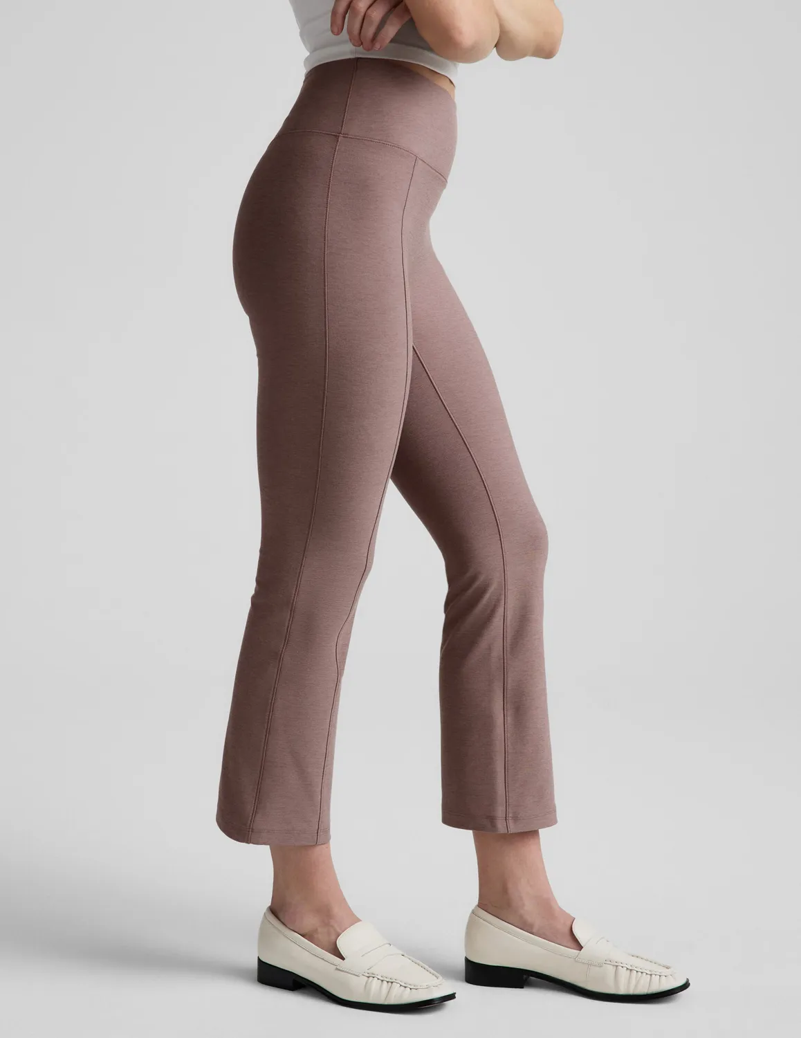 Beyond Yoga Spacedye Pintuck Kick Flare yogabyxa Rosey Taupe melerad