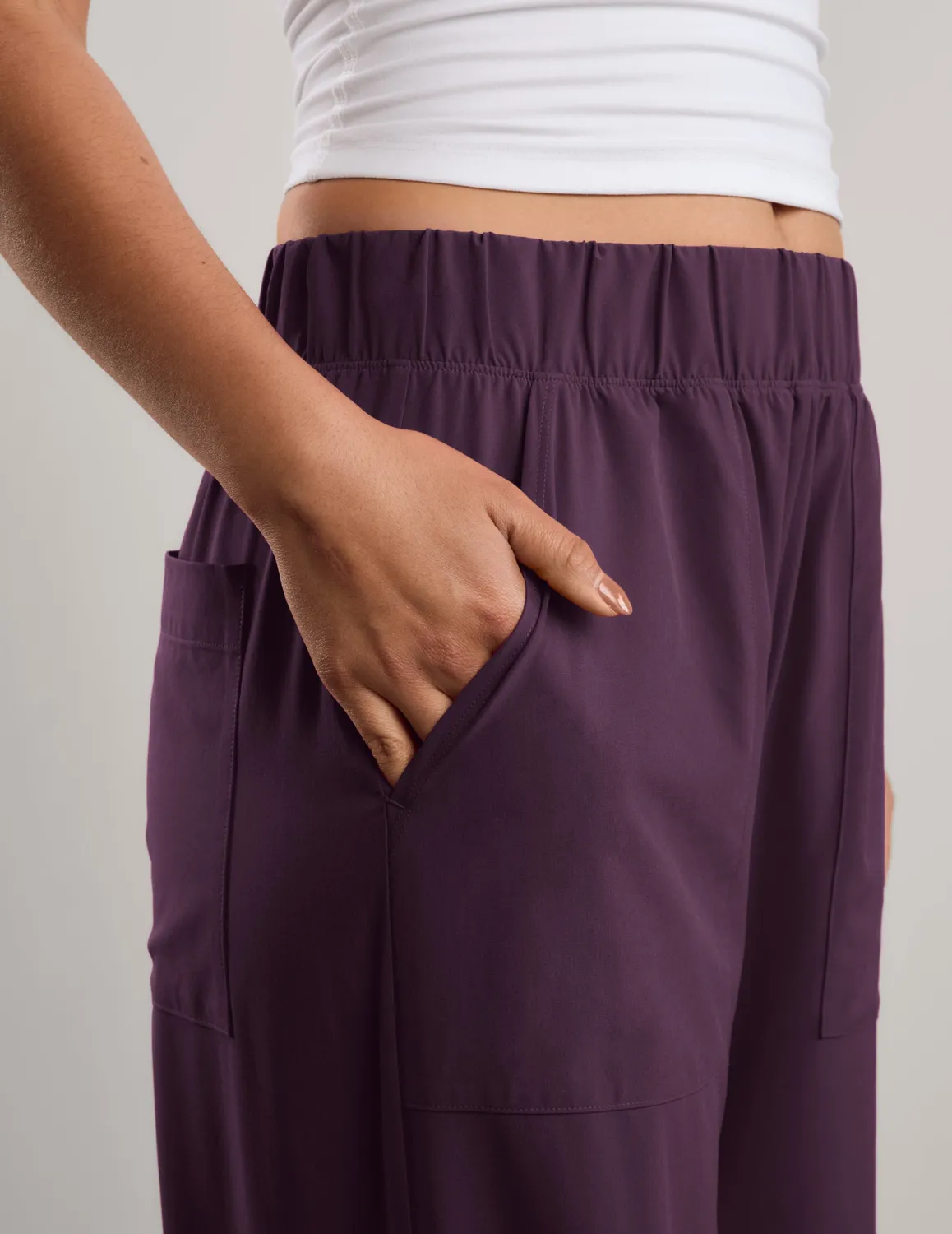 Beyond Yoga Easy Wide Leg Pant 31" byxor Brilliant Blackberry luftig