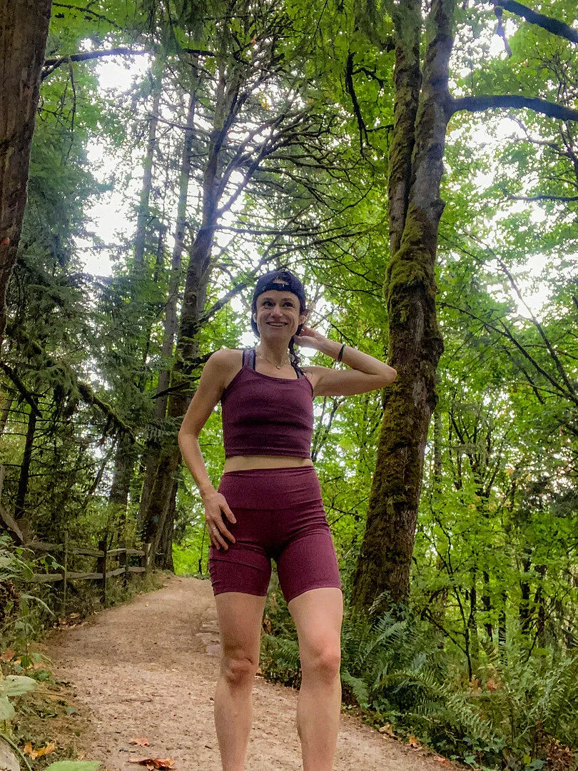 Beyond Yoga Spacedye Keep Pace 7 tum shorts Berry Red Heather