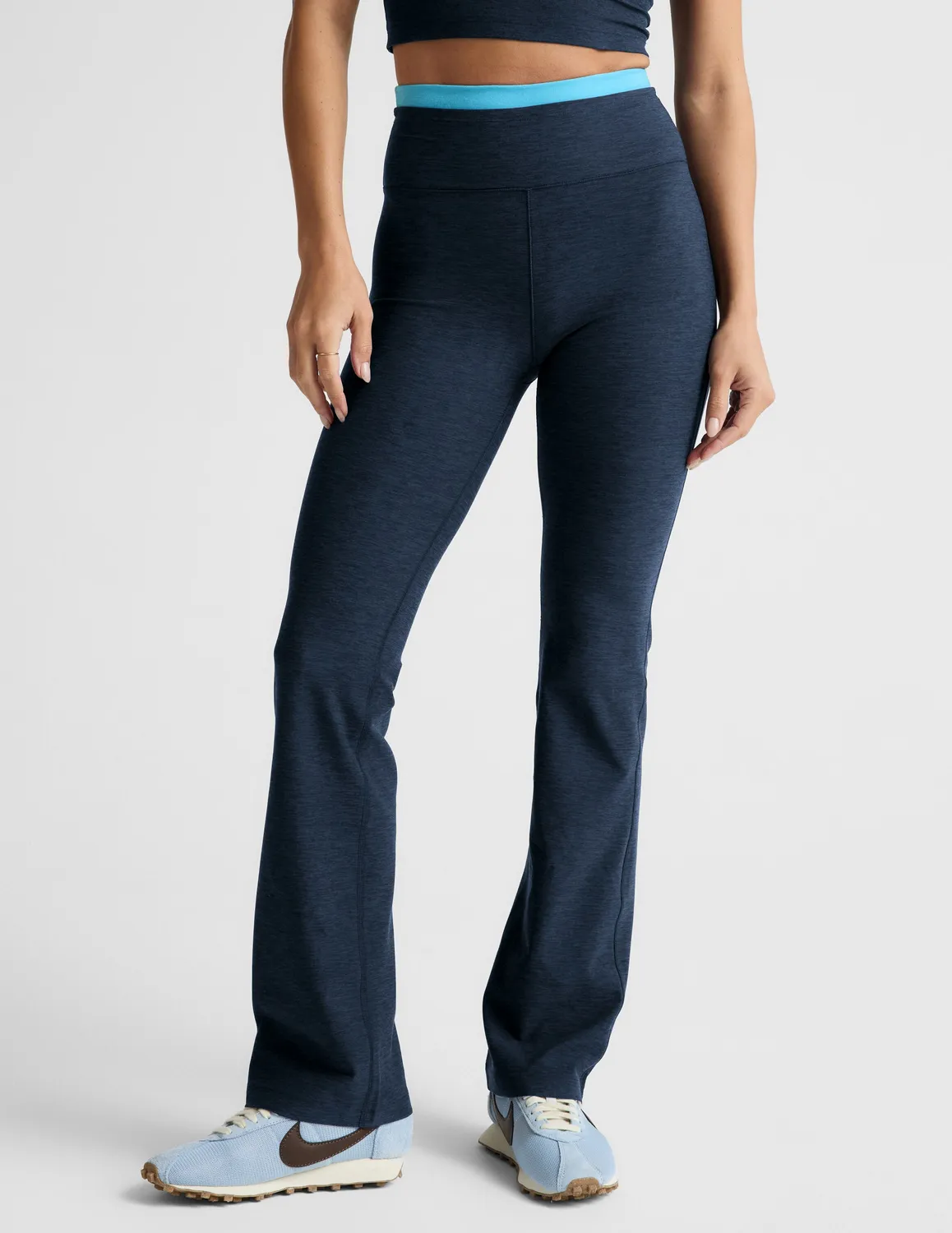 Beyond Yoga Spacedye Layered Bootcut träningsbyxa marinblå