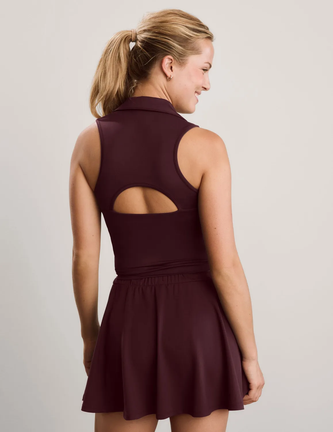 Beyond Yoga Sport Active Polo Tank linne Cabernet mjuk stretch