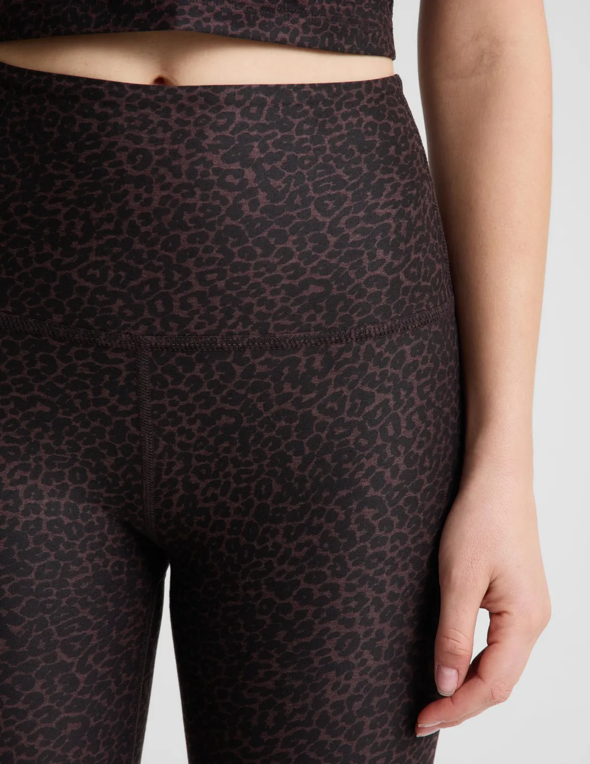 Beyond Yoga SoftMark High Waisted Midi leggings cocoa plum leopard