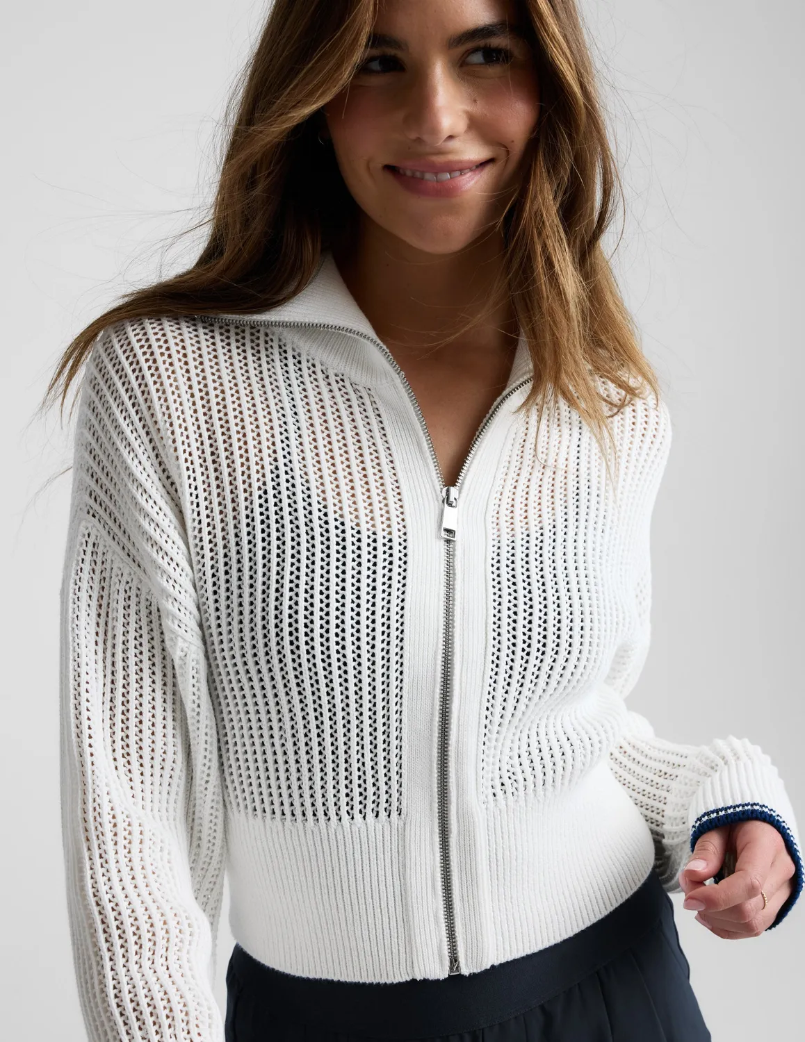 Beyond Yoga Here's The Stitch Zip tröja vit ekologisk bomull