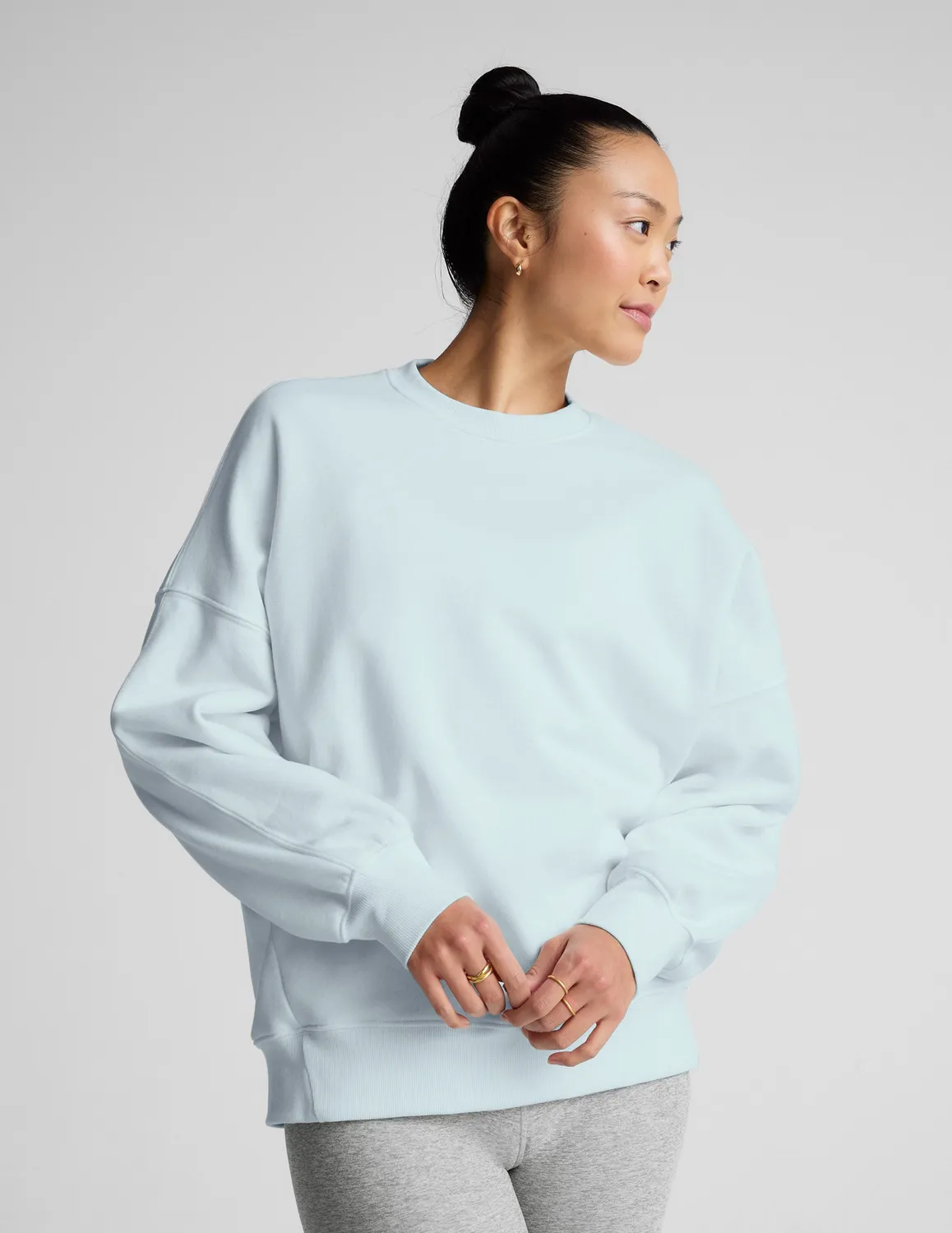 Beyond Yoga LuxeFleece Oversized Sweatshirt Morning Sky Blue mjuk