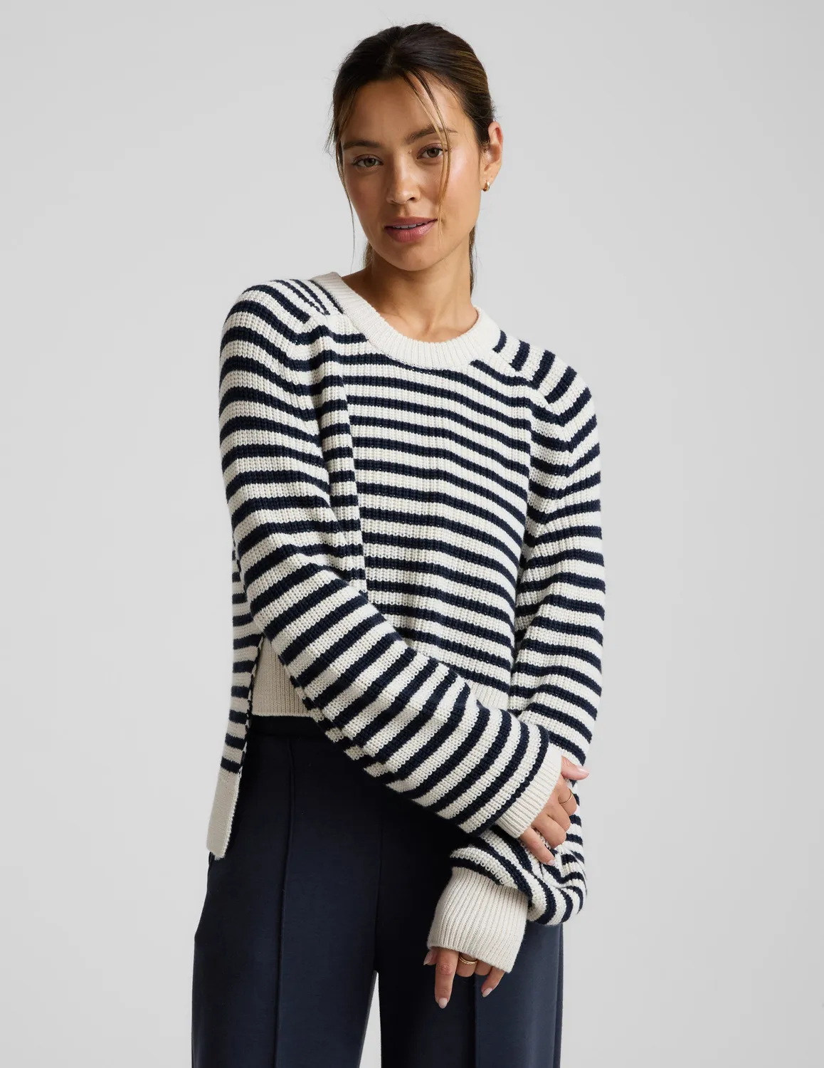 Beyond Yoga Ready For Anywhere Hi Lo Sweater tröja Nocturnal Navy Stripe