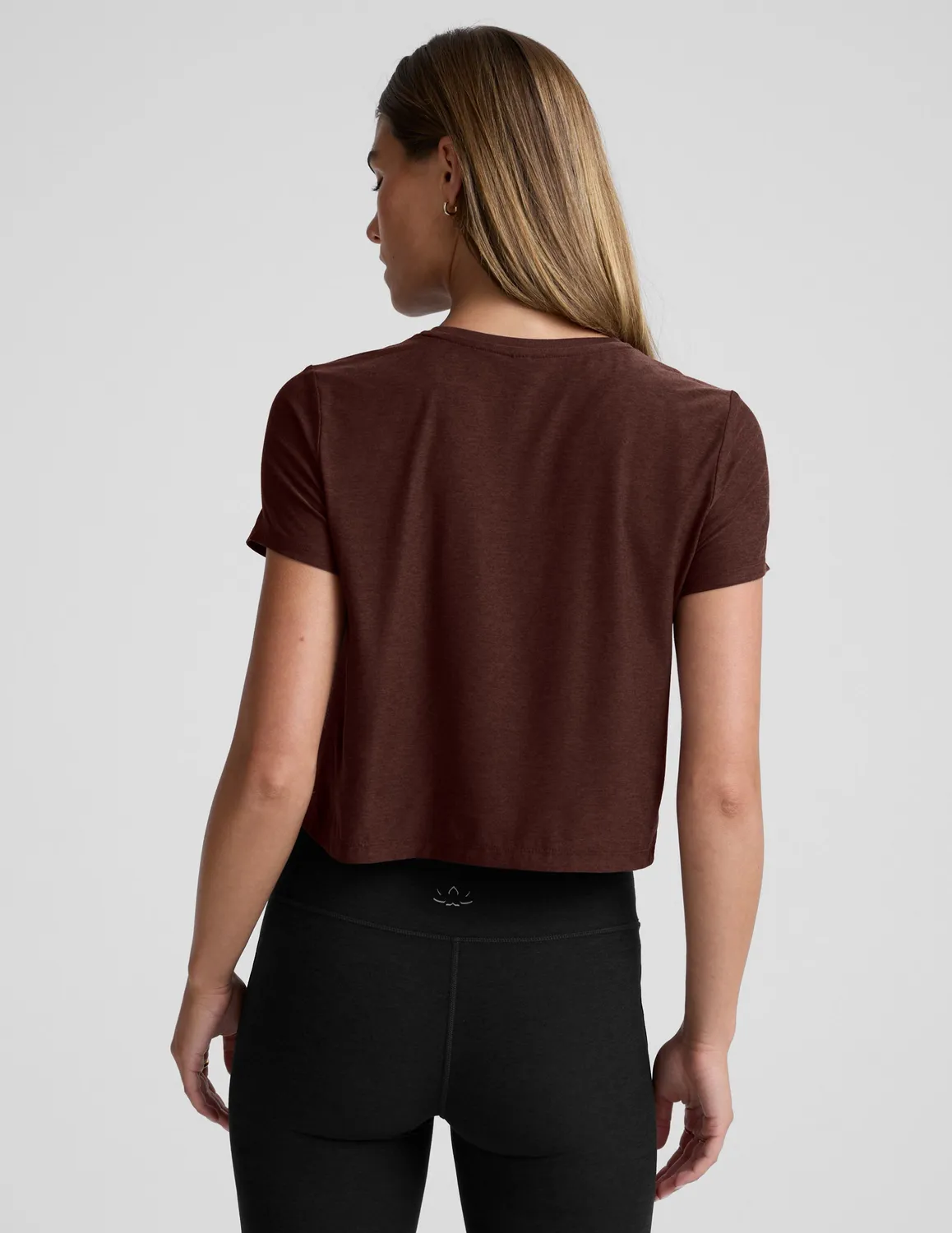 Beyond Yoga Featherweight Supreme Cropped topp Iced Mocha Heather relaxed