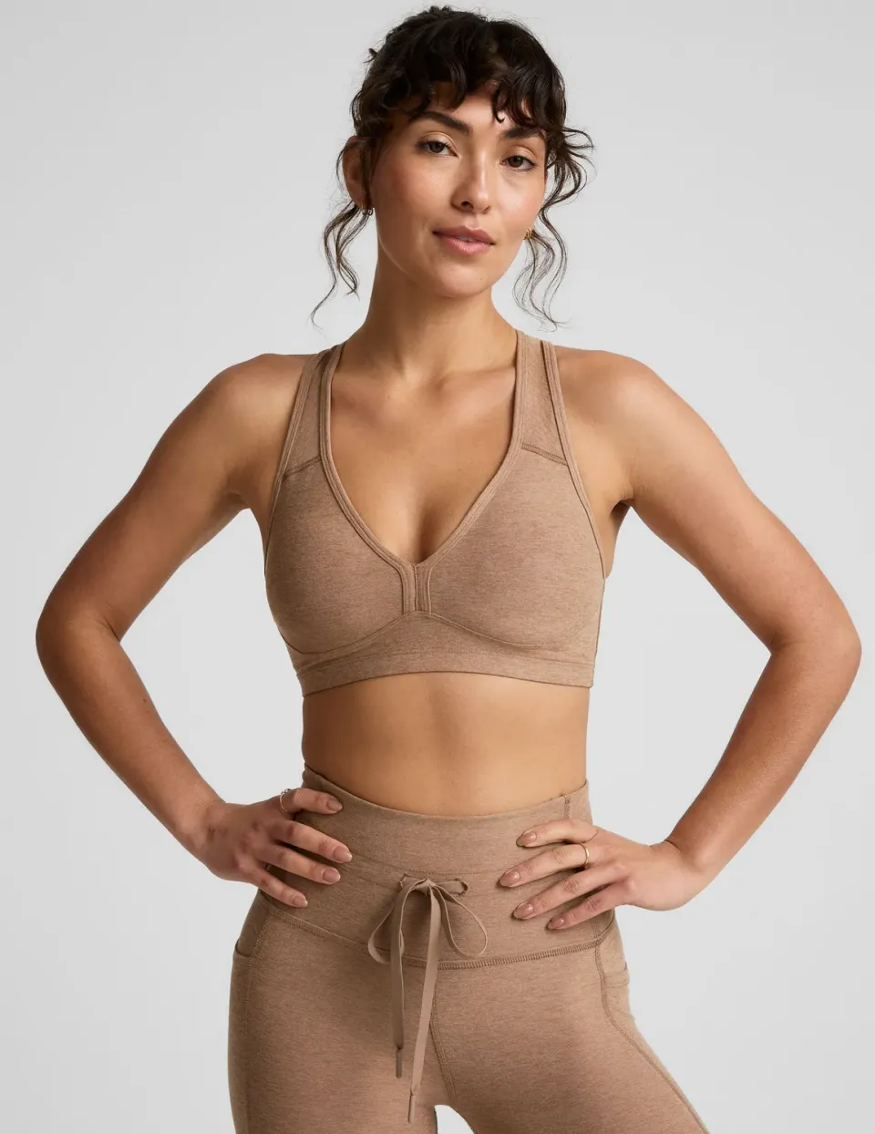 Beyond Yoga Spacedye Lift Your Spirits sportbh Desert Sand mediumstöd