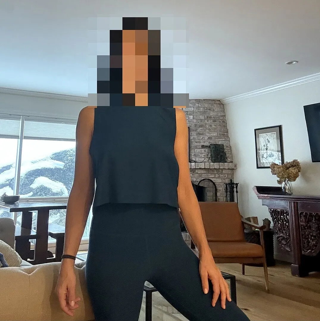 Beyond Yoga Featherweight Minimal Cropped Tank linne Silver Mist