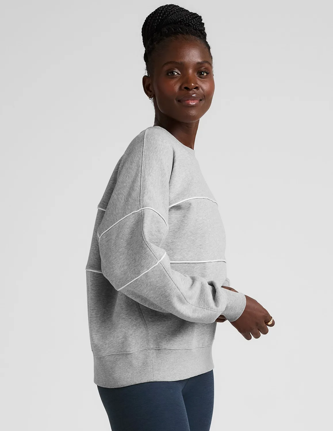 Beyond Yoga LuxeFleece Piper Boxy sweatshirt Ljusgrå oversize