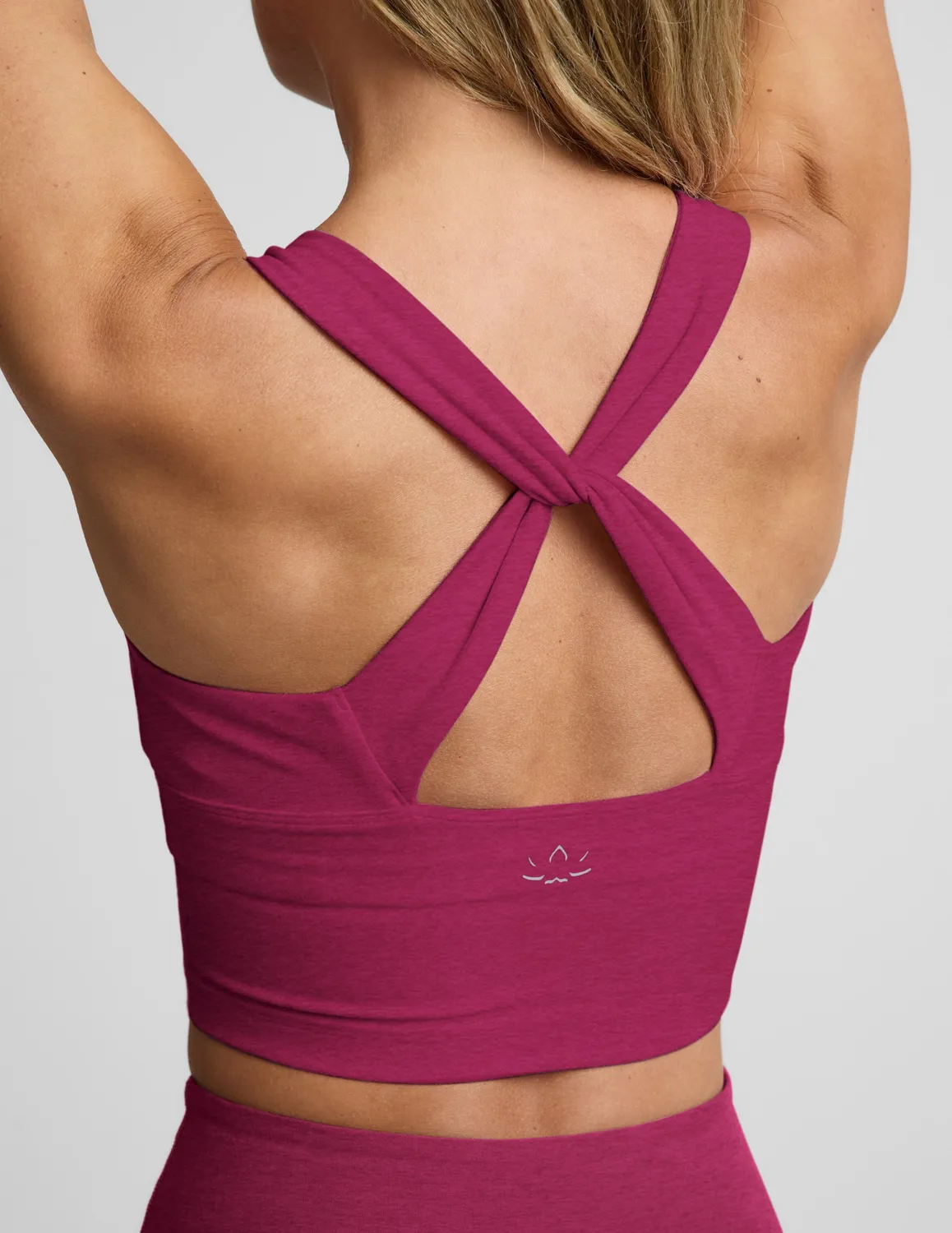 Beyond Yoga Spacedye Twist Through Cropped Tank träningstopp Sangria Heather BH